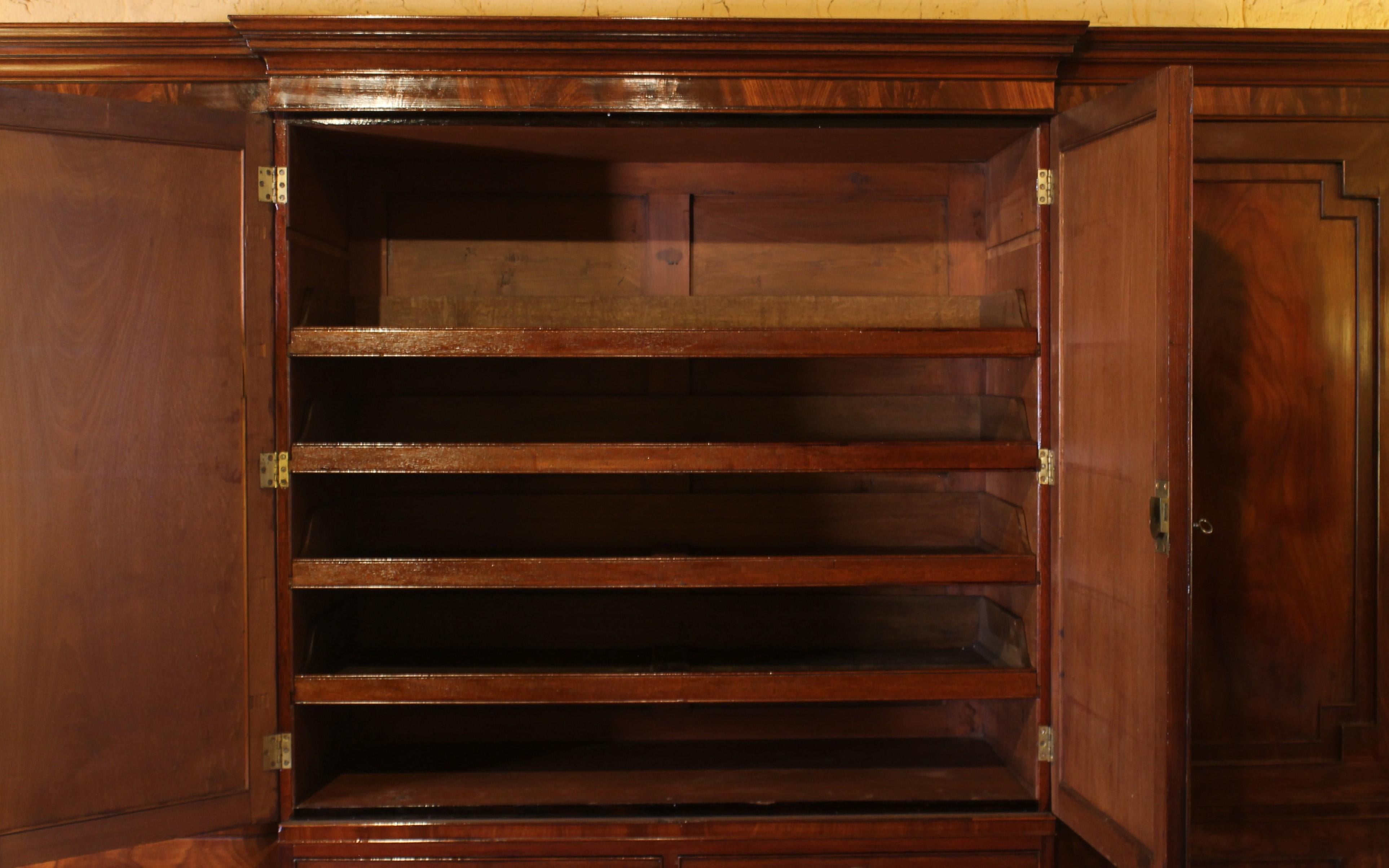 George III Mahogany Wardrobe Or Dressing 4