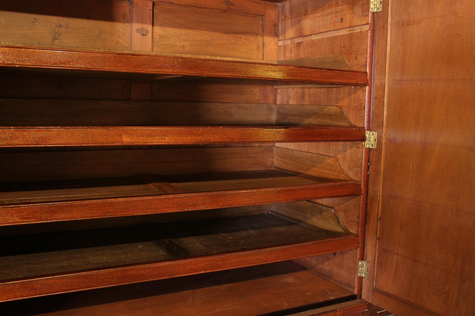 George III Mahogany Wardrobe Or Dressing 5