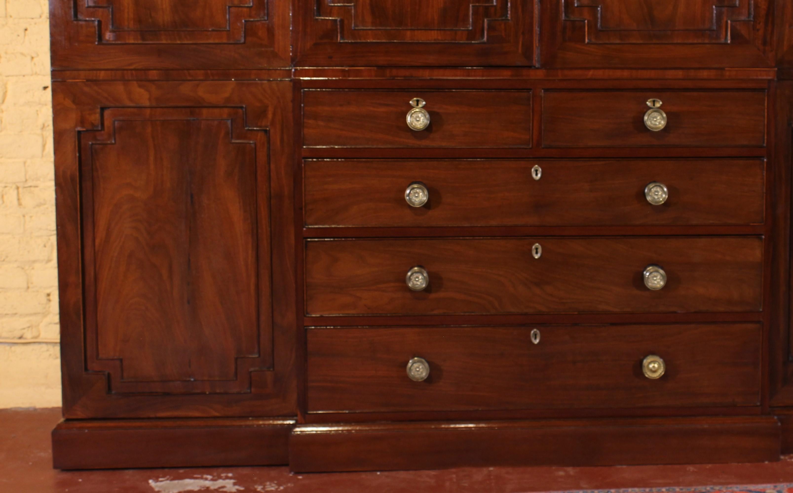 Georgian George III Mahogany Wardrobe Or Dressing