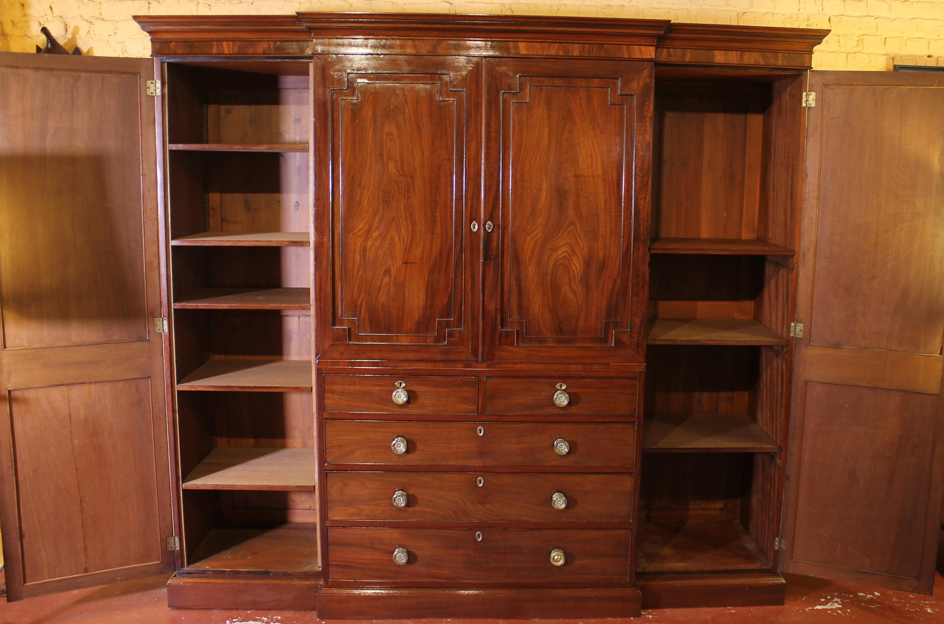 George III Mahogany Wardrobe Or Dressing 3