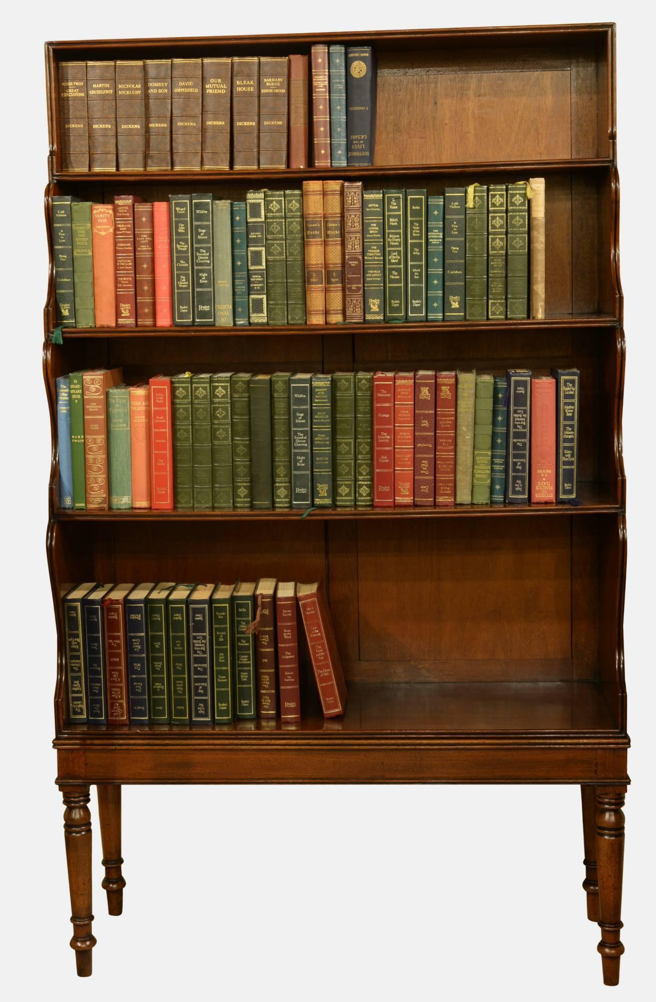 George III mahogany waterfall bookcase. Excellent timber.

circa 1800.
