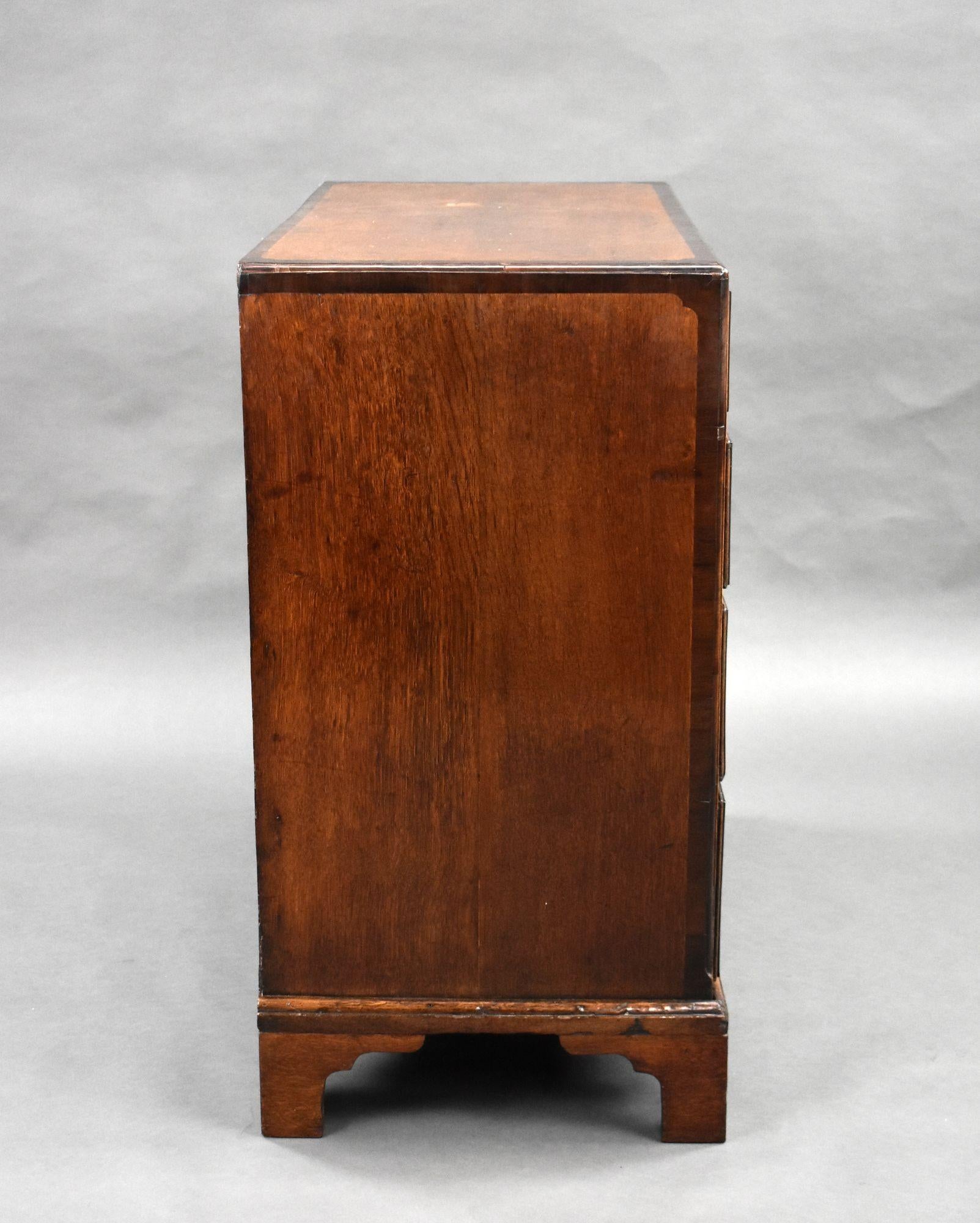 Fino al XVIII secolo Cassettiera di Oak di Giorgio III in vendita