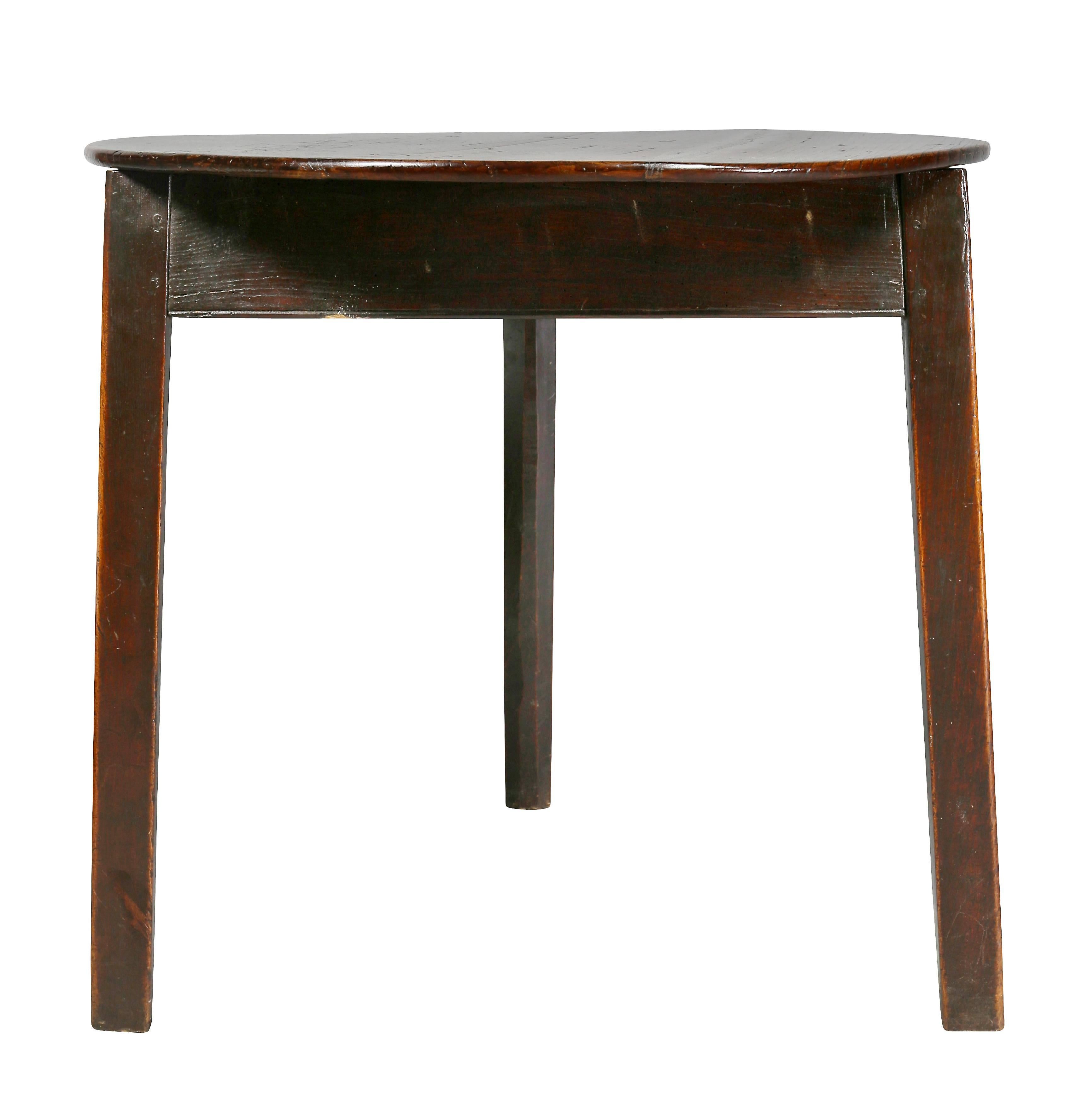 Early 19th Century George III Oak Cricket Table