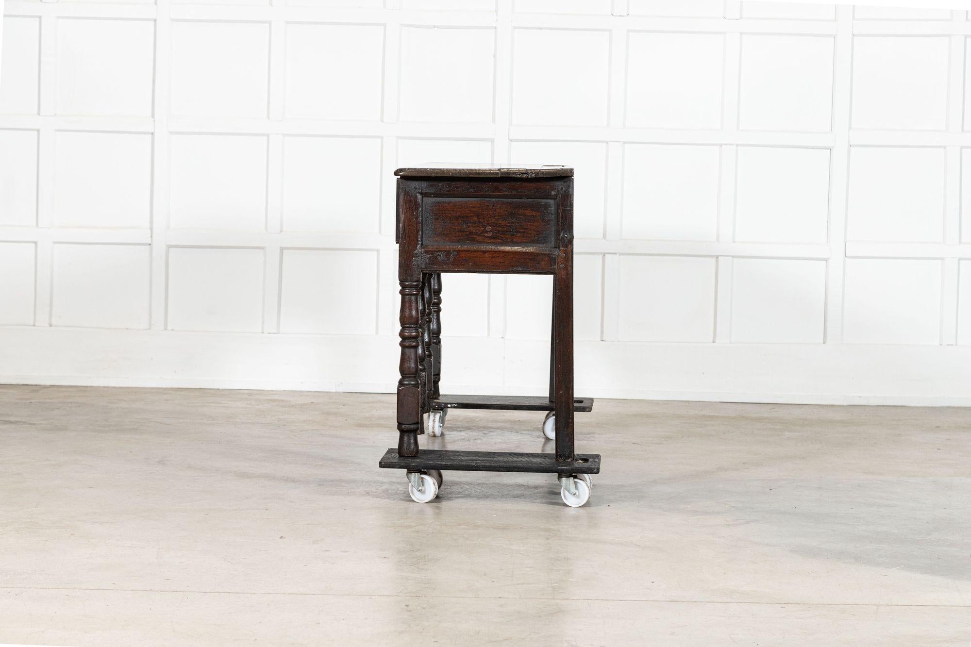 George III Eiche Kommode Basis im Angebot 1