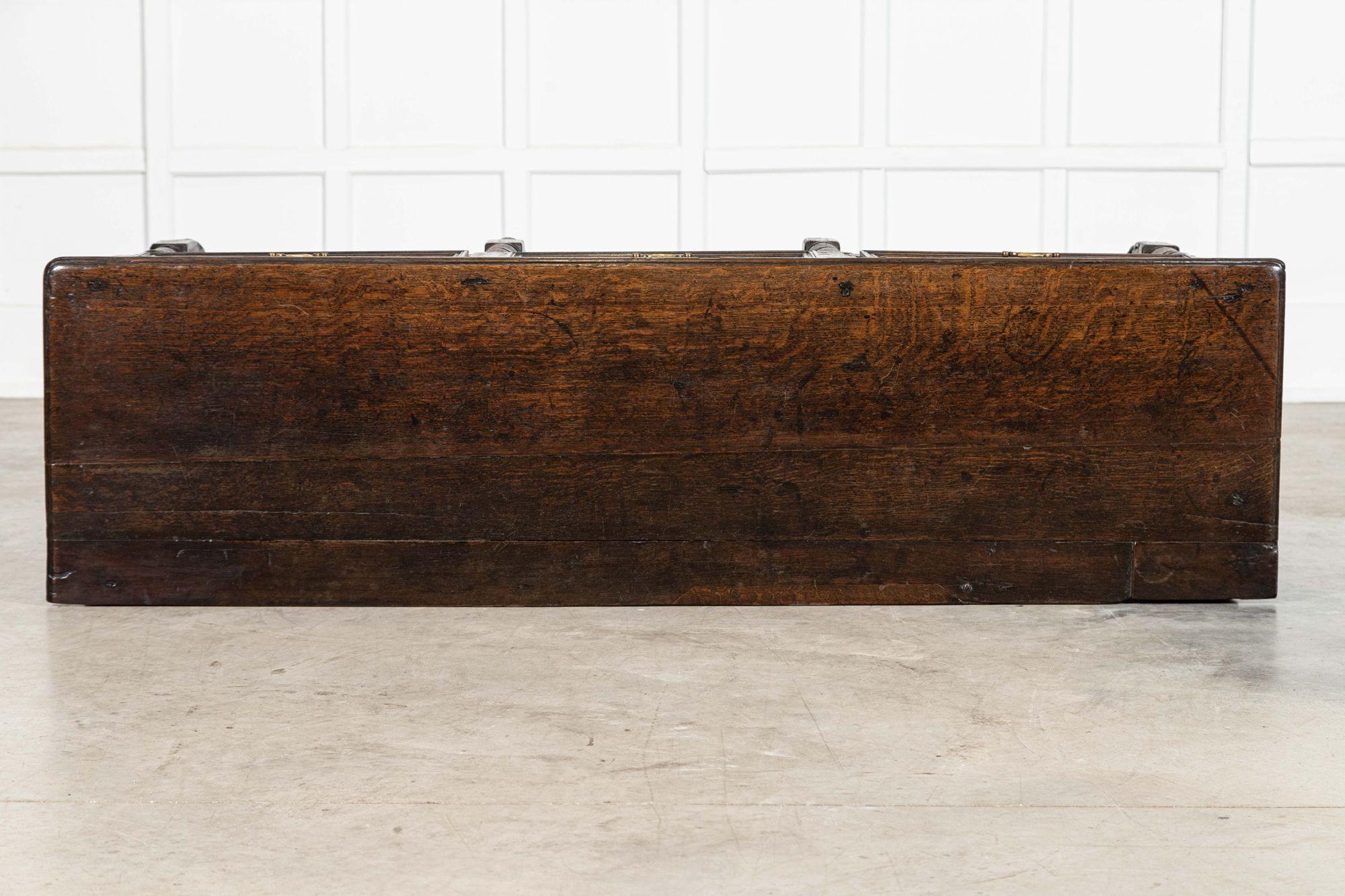 George III Eiche Kommode Basis im Angebot 3