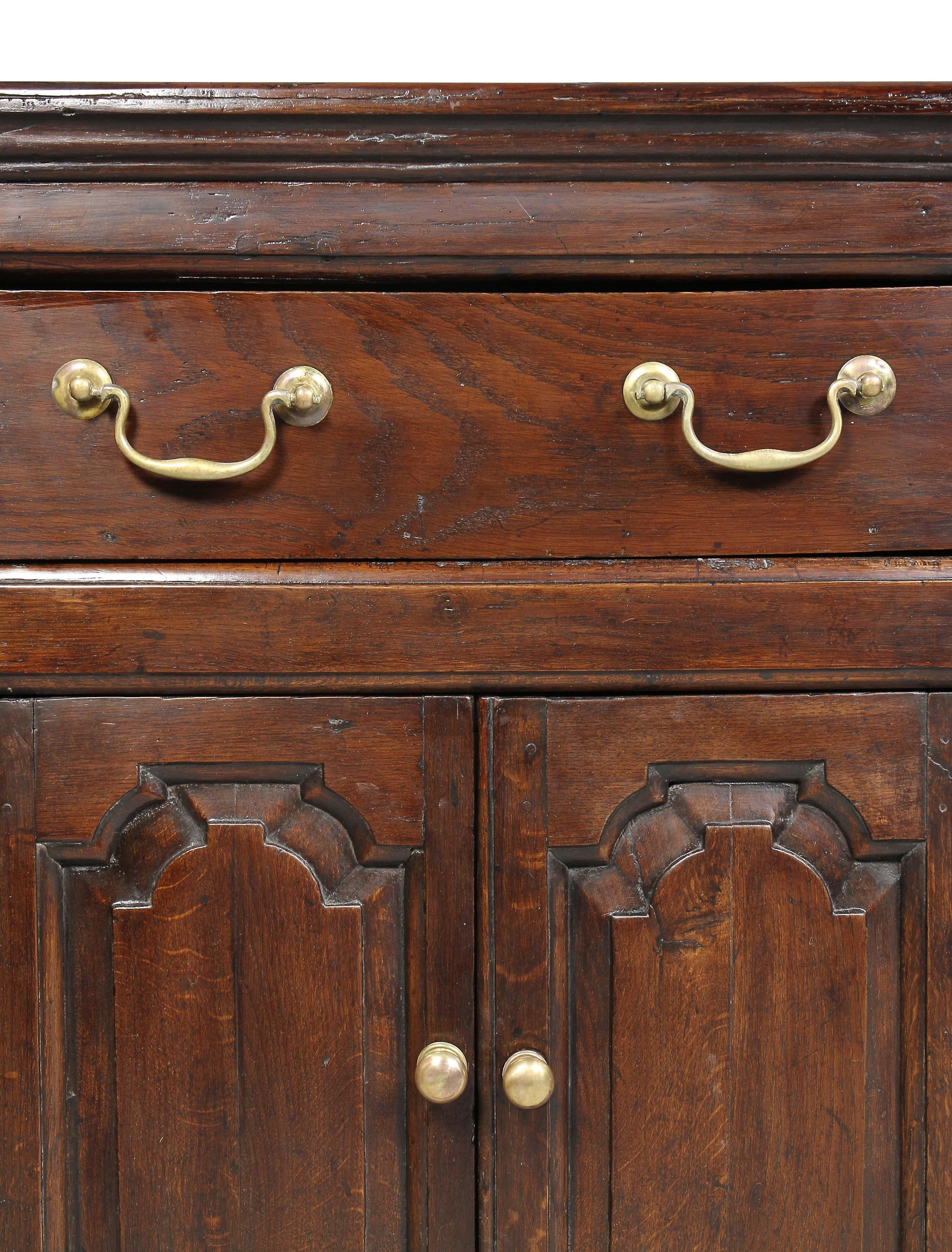 George III Oak Sideboard In Good Condition For Sale In Essex, MA