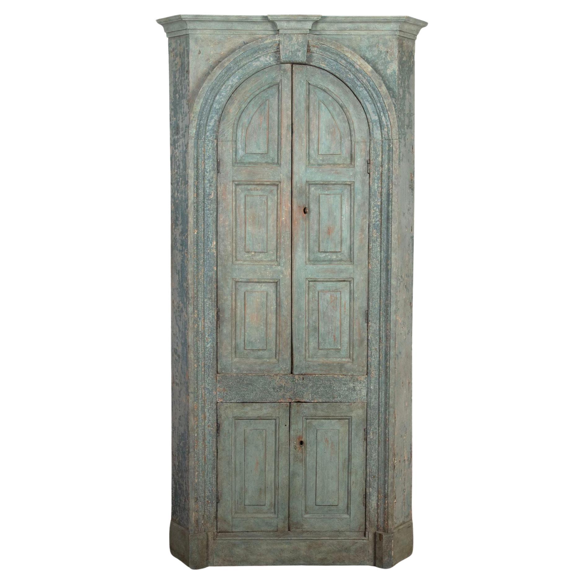 George III Original Pine Painted Floor Standing Cupboard (armoire sur pied en pin peint) en vente