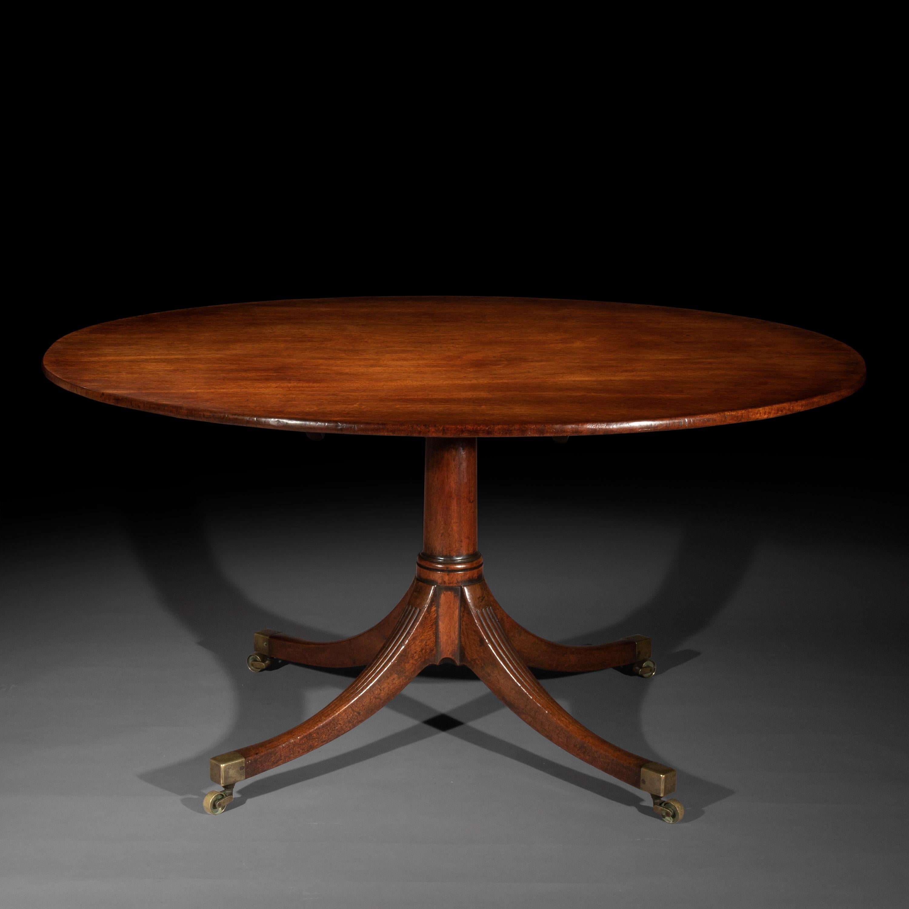 English George III Oval Dining Table for 4 or Centre Table, circa 1790