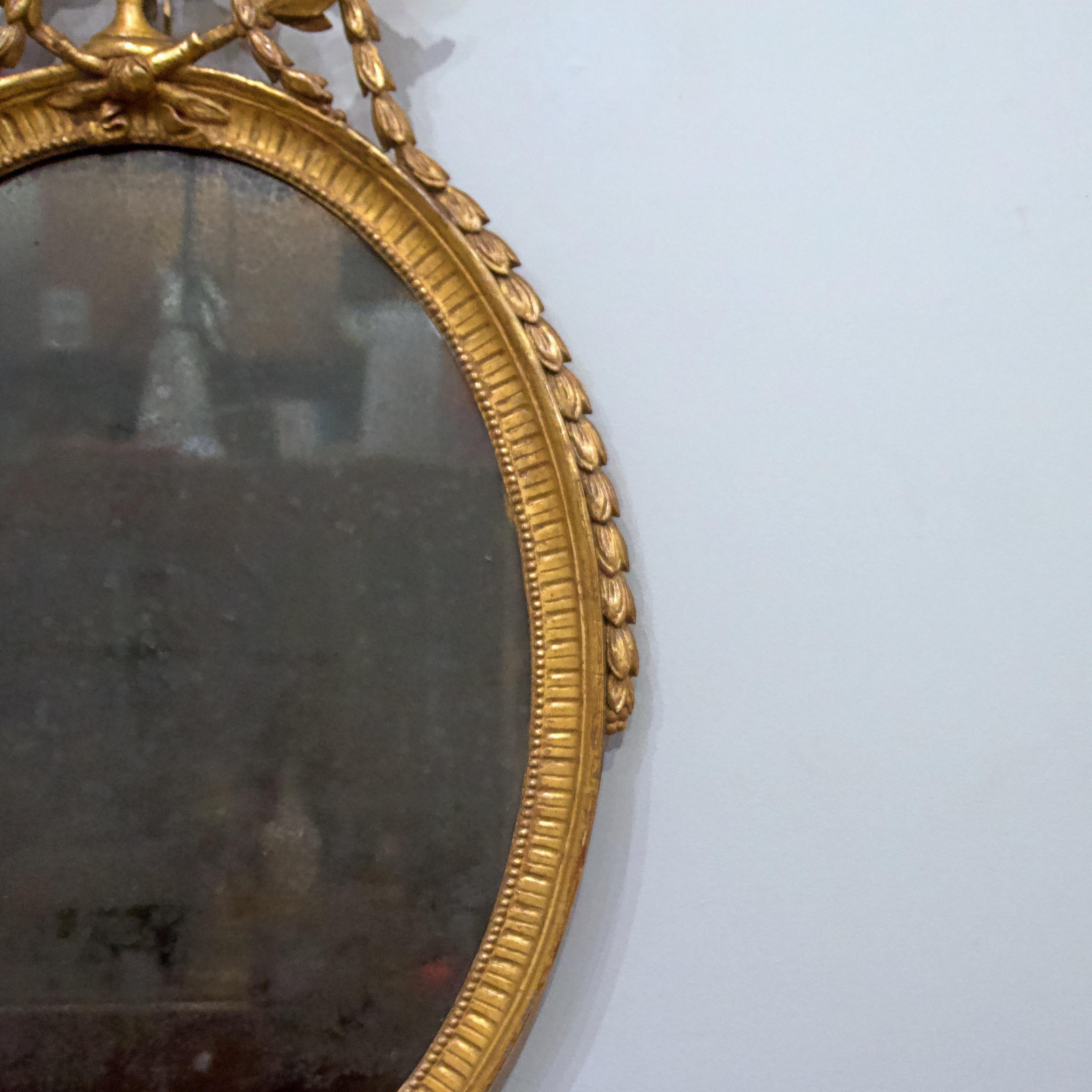 English George III Oval Giltwood Mirror, 18th Century For Sale