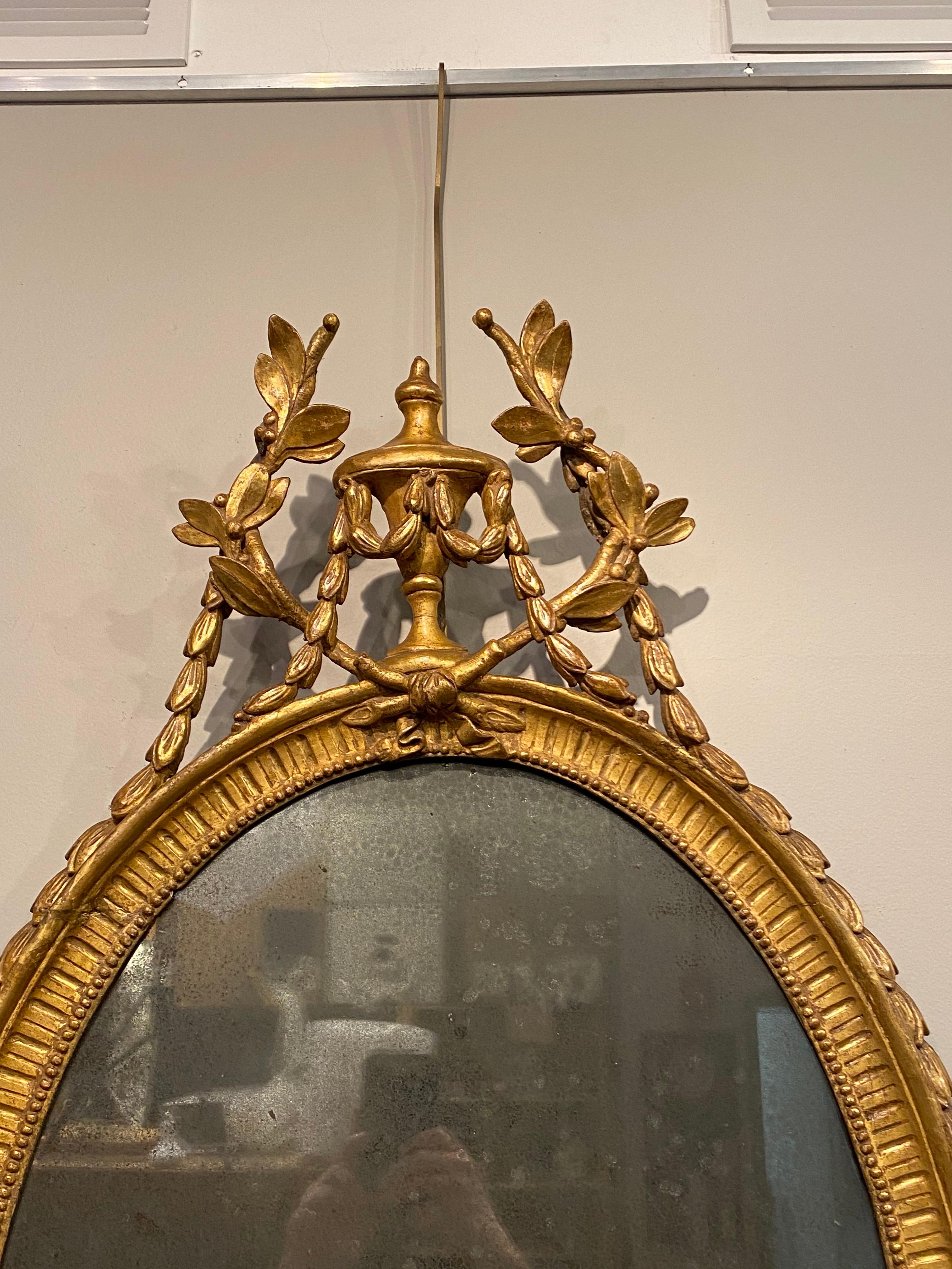 Late 18th Century George III Oval Giltwood Mirror, 18th Century For Sale