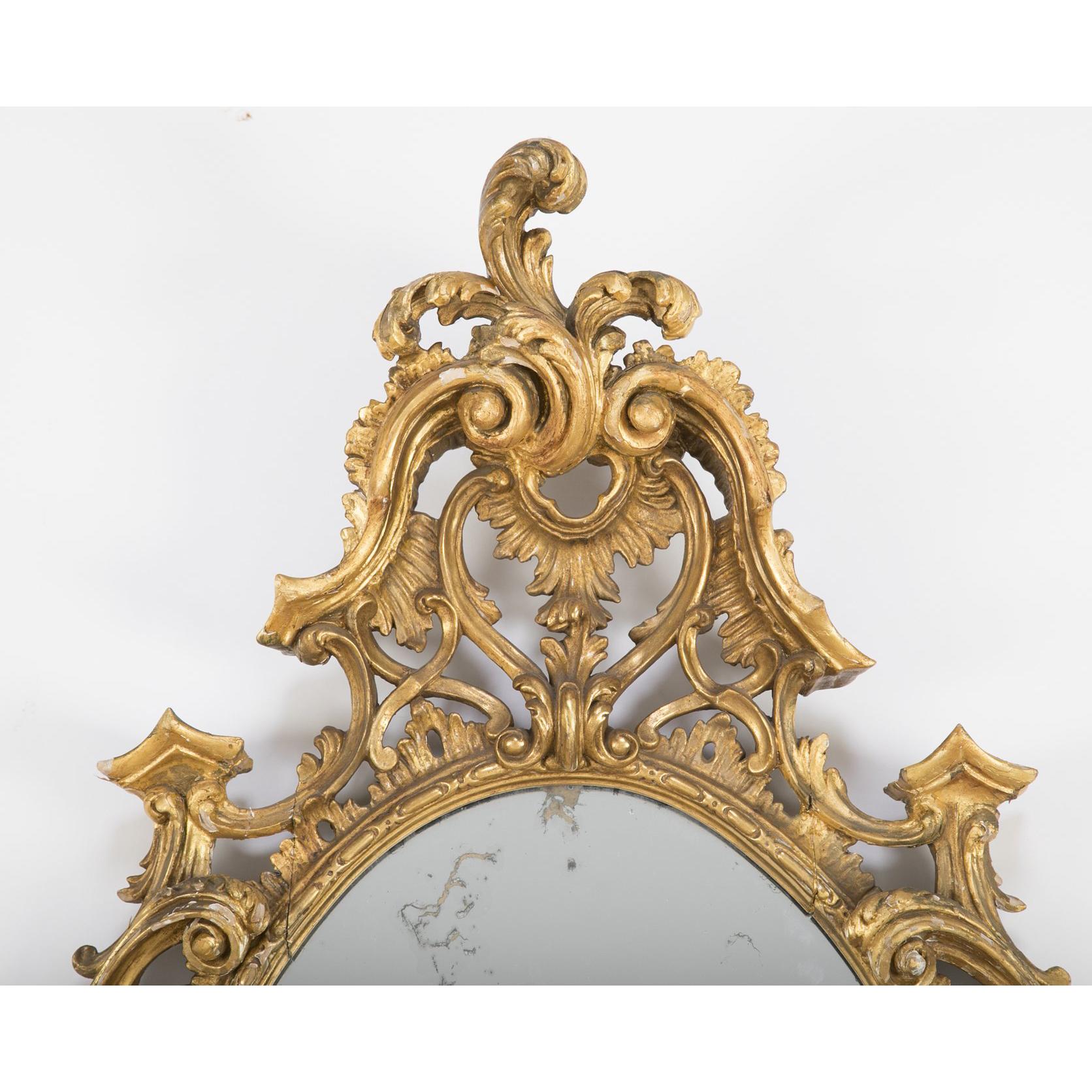 George III Oval Giltwood Mirror In Fair Condition In Westwood, NJ