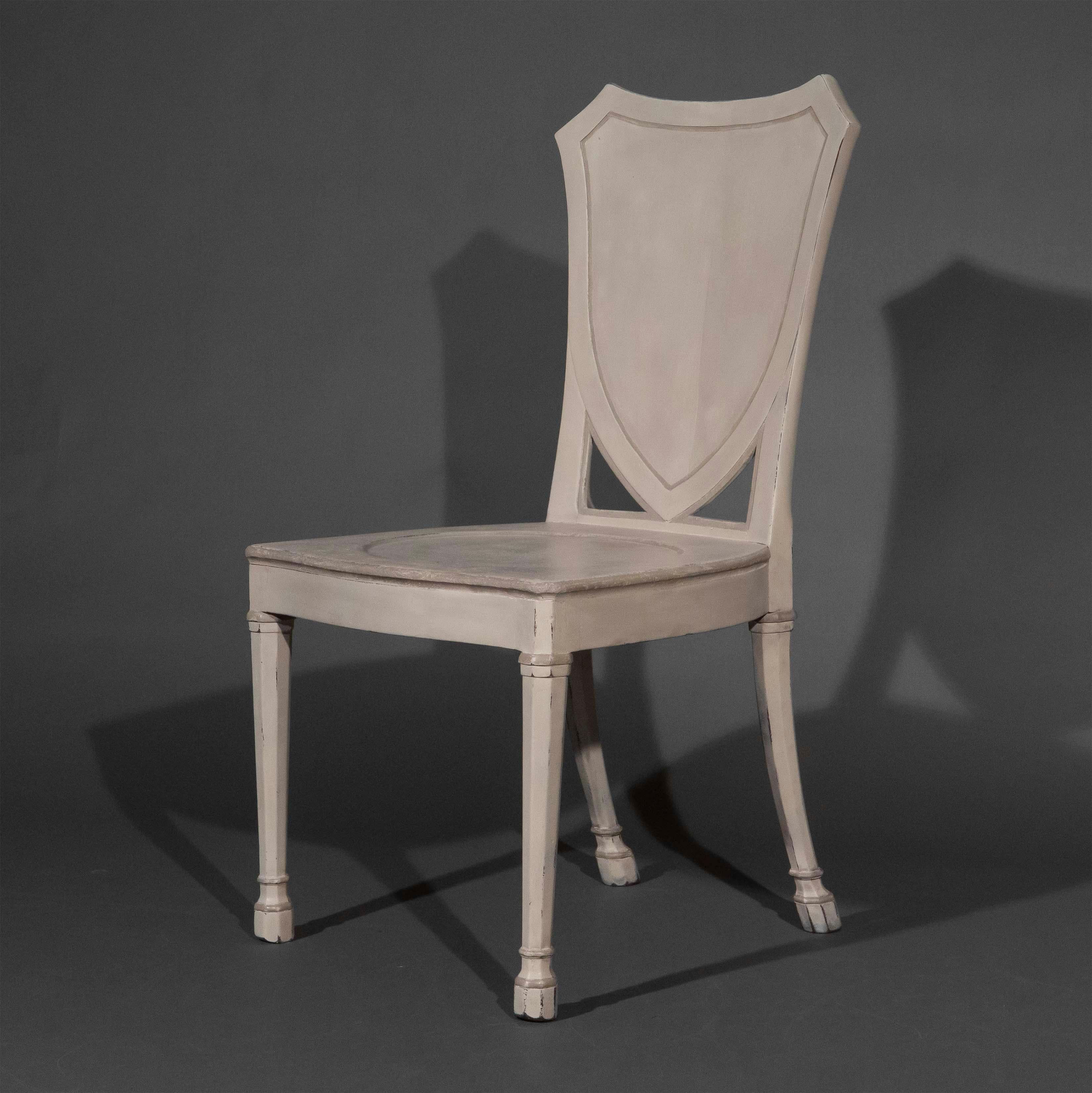 18th Century Painted Hall Chair In Good Condition For Sale In Richmond, London