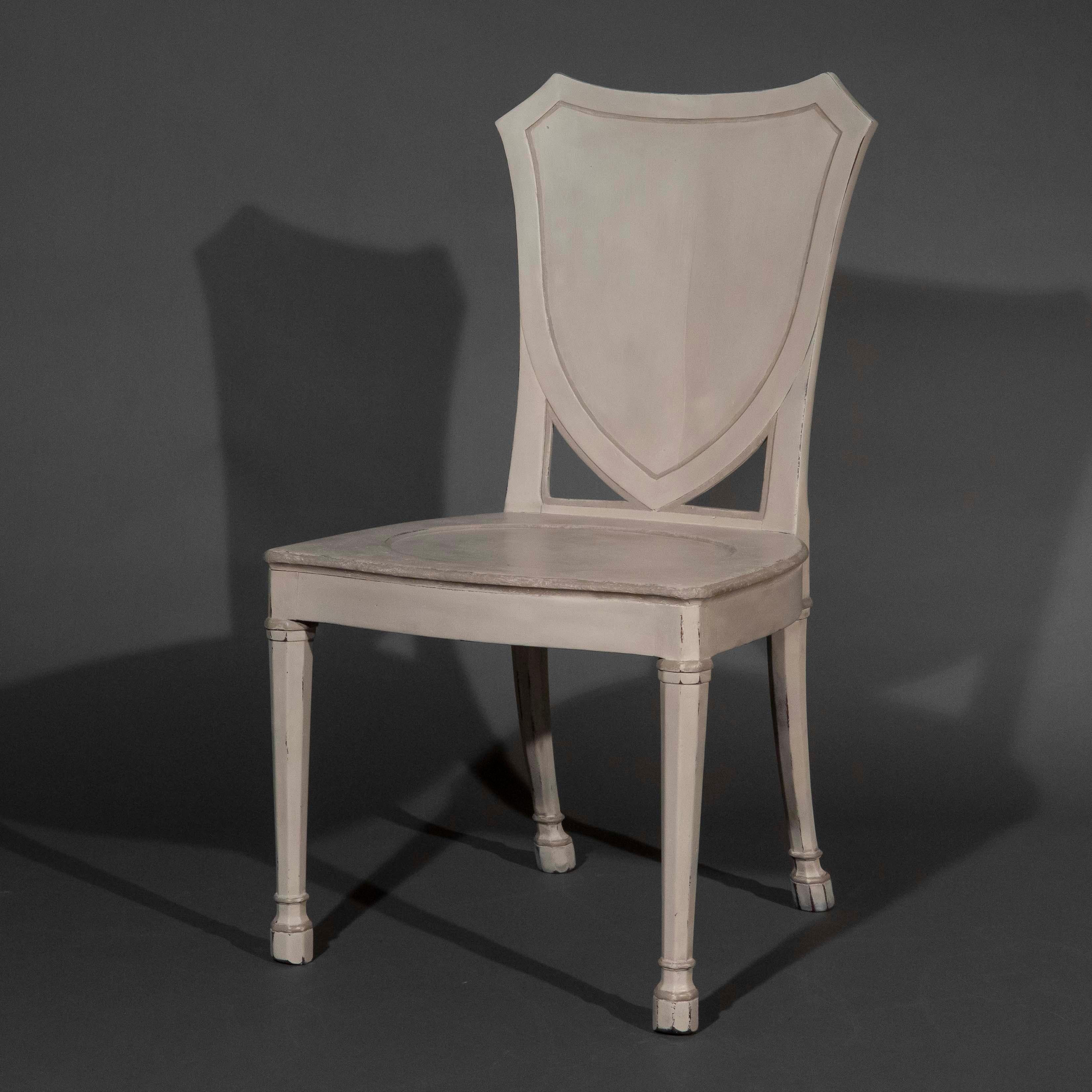 18th Century Painted Hall Chair For Sale 1