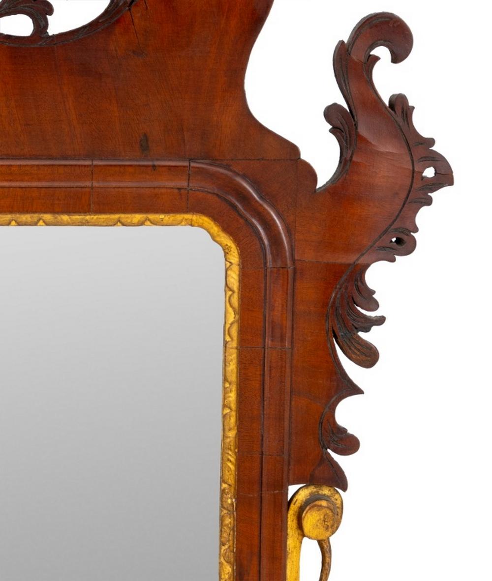 Espejo dorado y de caoba Jorge III, ca. 1770 en Bastante bueno estado para la venta en Astoria, NY
