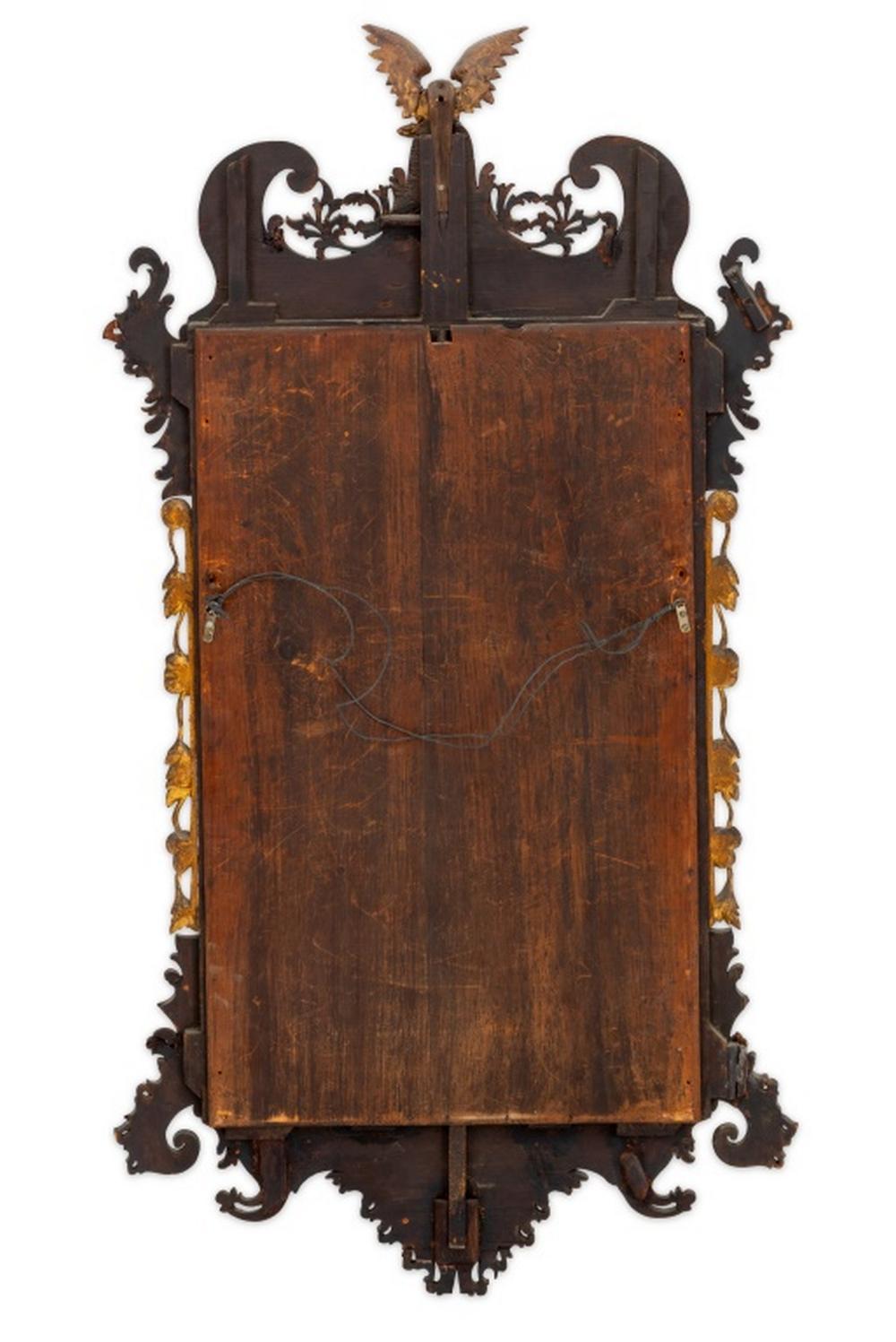 Espejo dorado y de caoba Jorge III, ca. 1770 siglo XVIII en venta