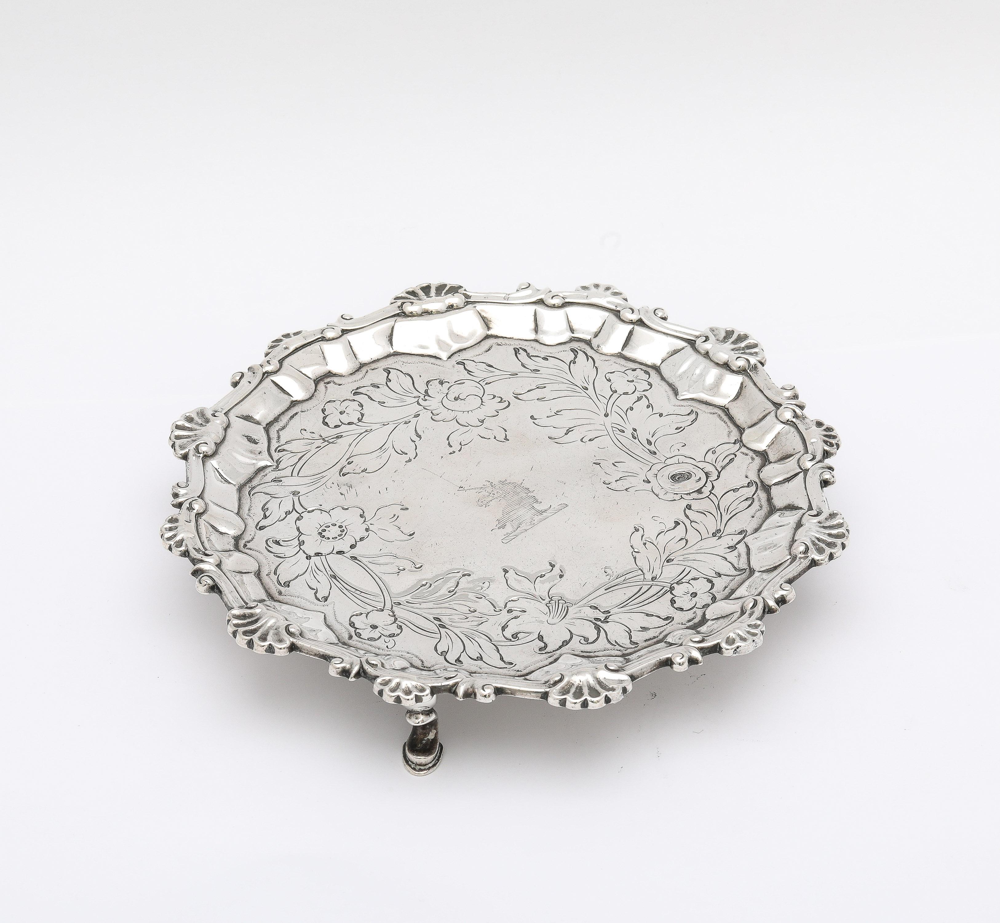English George III Period (1764) Footed Sterling Silver Salver/Tray For Sale