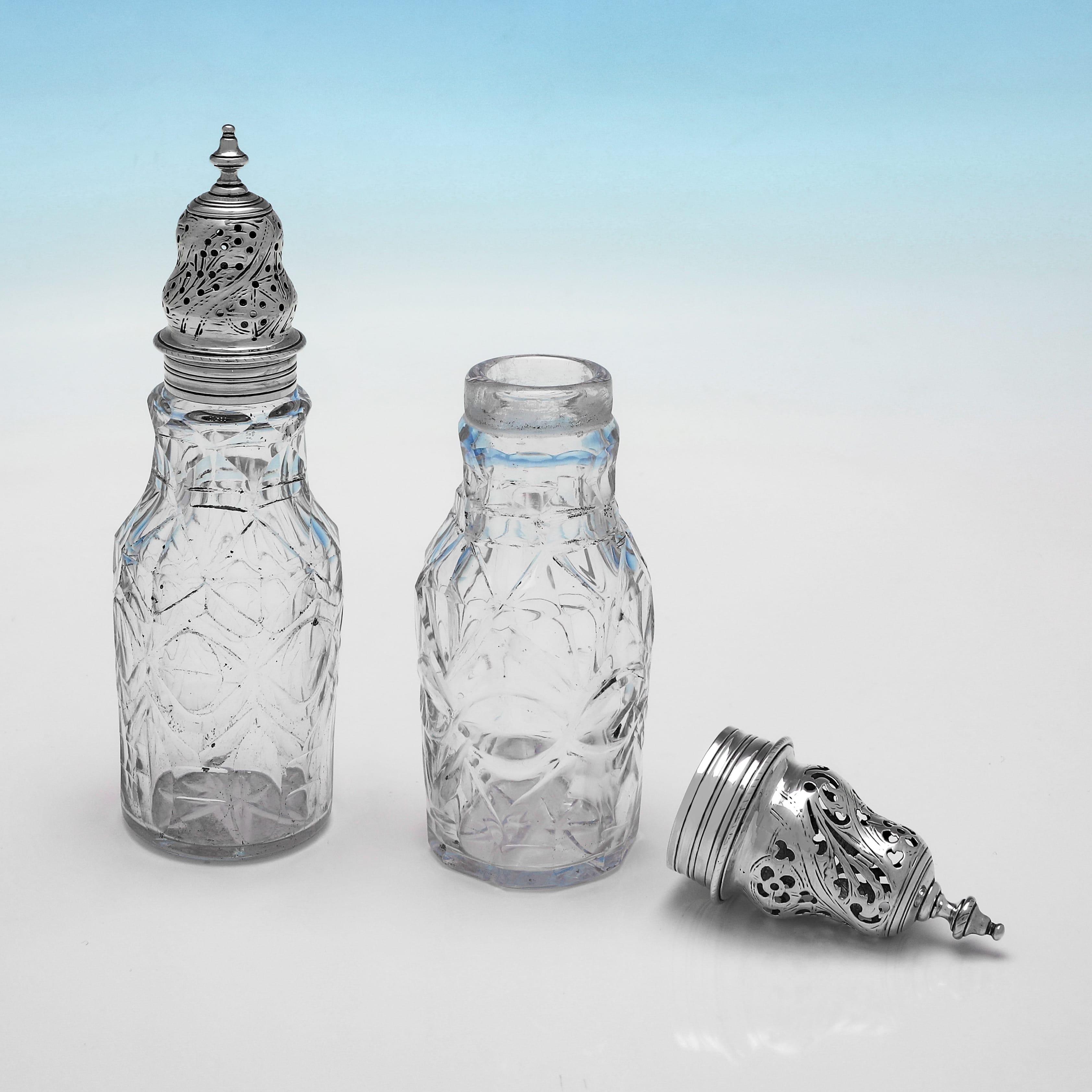 Antikes cruet-Set aus Sterlingsilber aus der Zeit von George III., hergestellt von T & J Daniell 1773 im Angebot 2