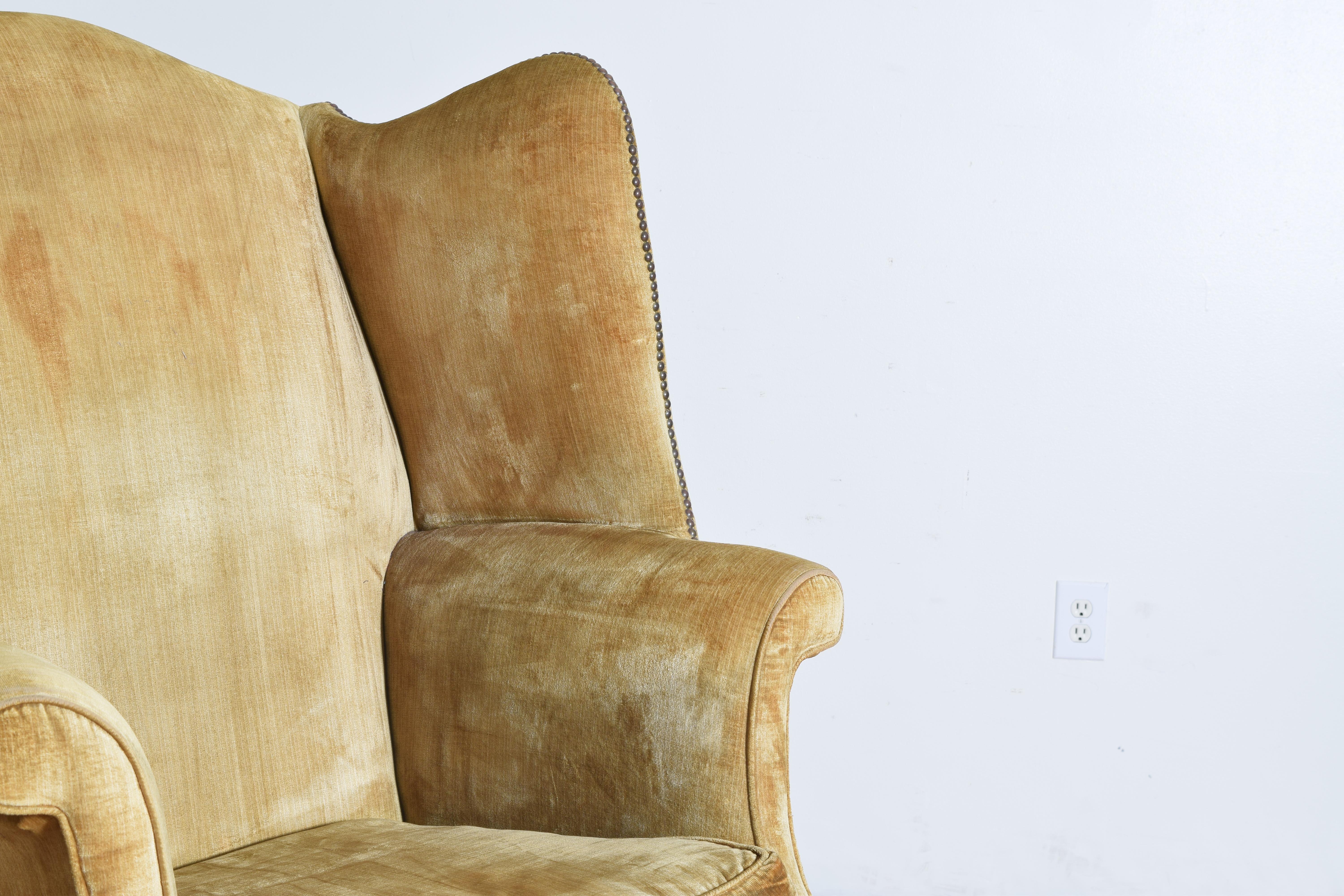 George III Period Mahogany and Upholstered Wing Armchair,  Ca. 1800 For Sale 2
