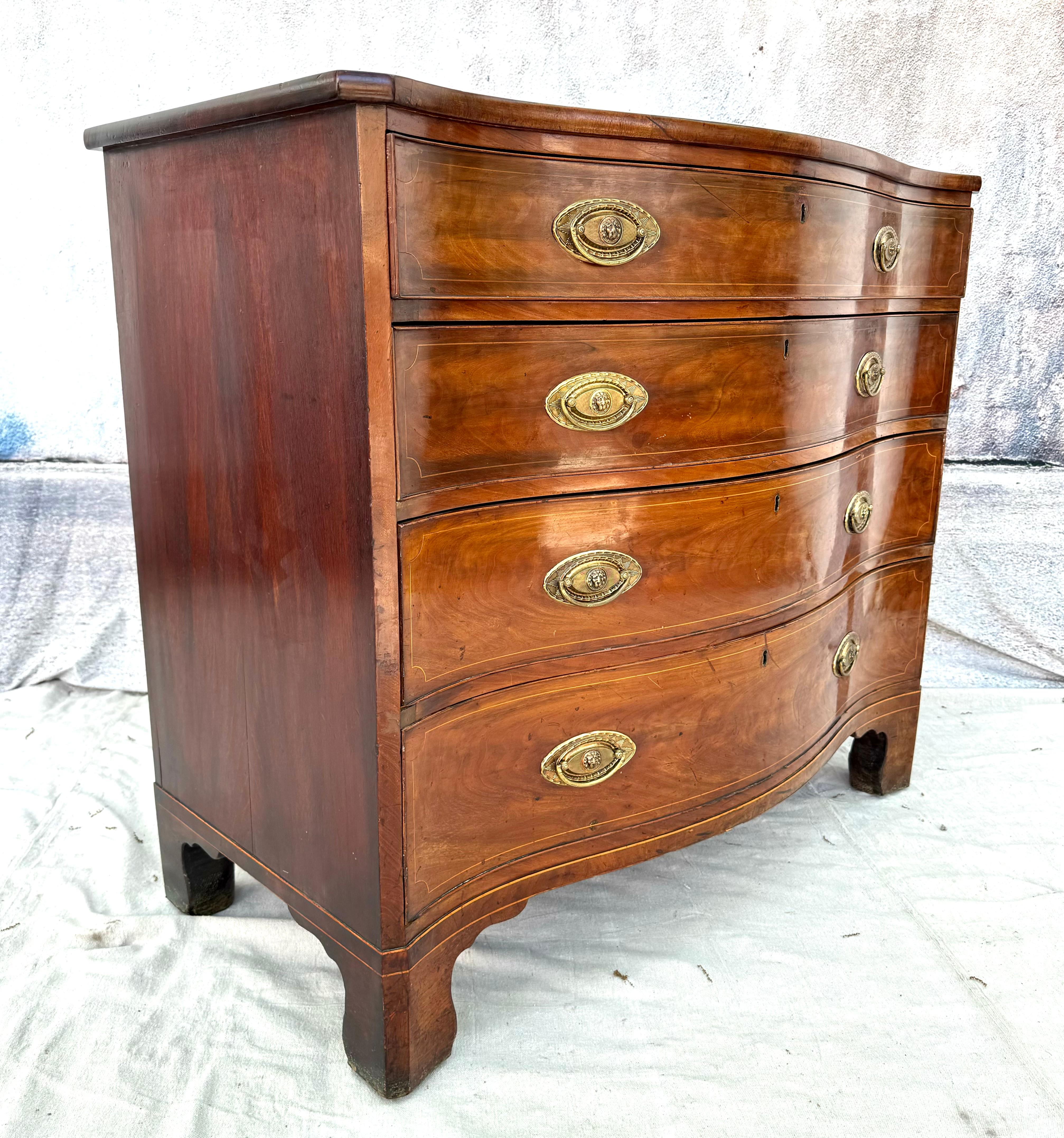 George III Period Mahogany Chest of Drawers  For Sale 5