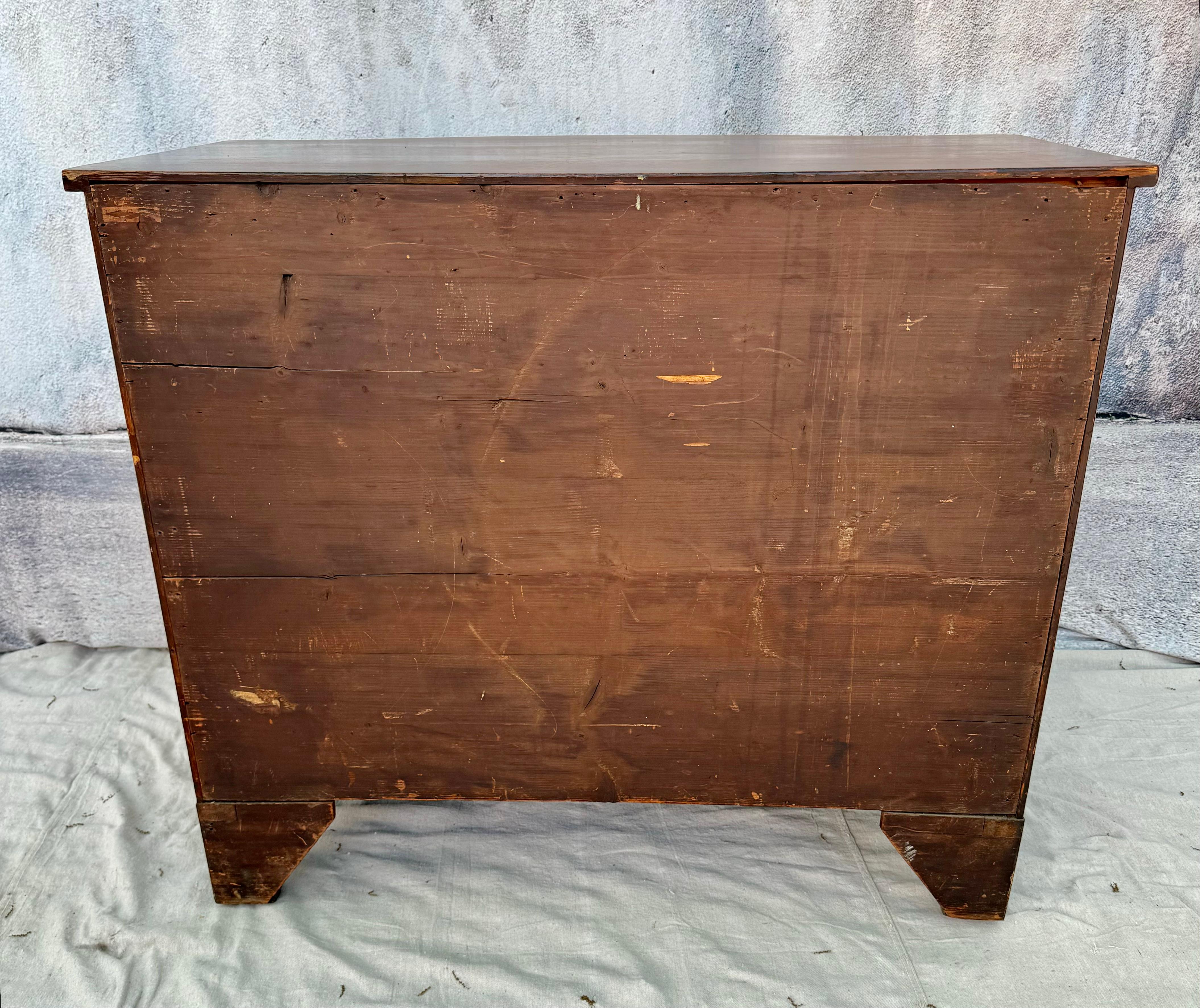 George III Period Mahogany Chest of Drawers  For Sale 9