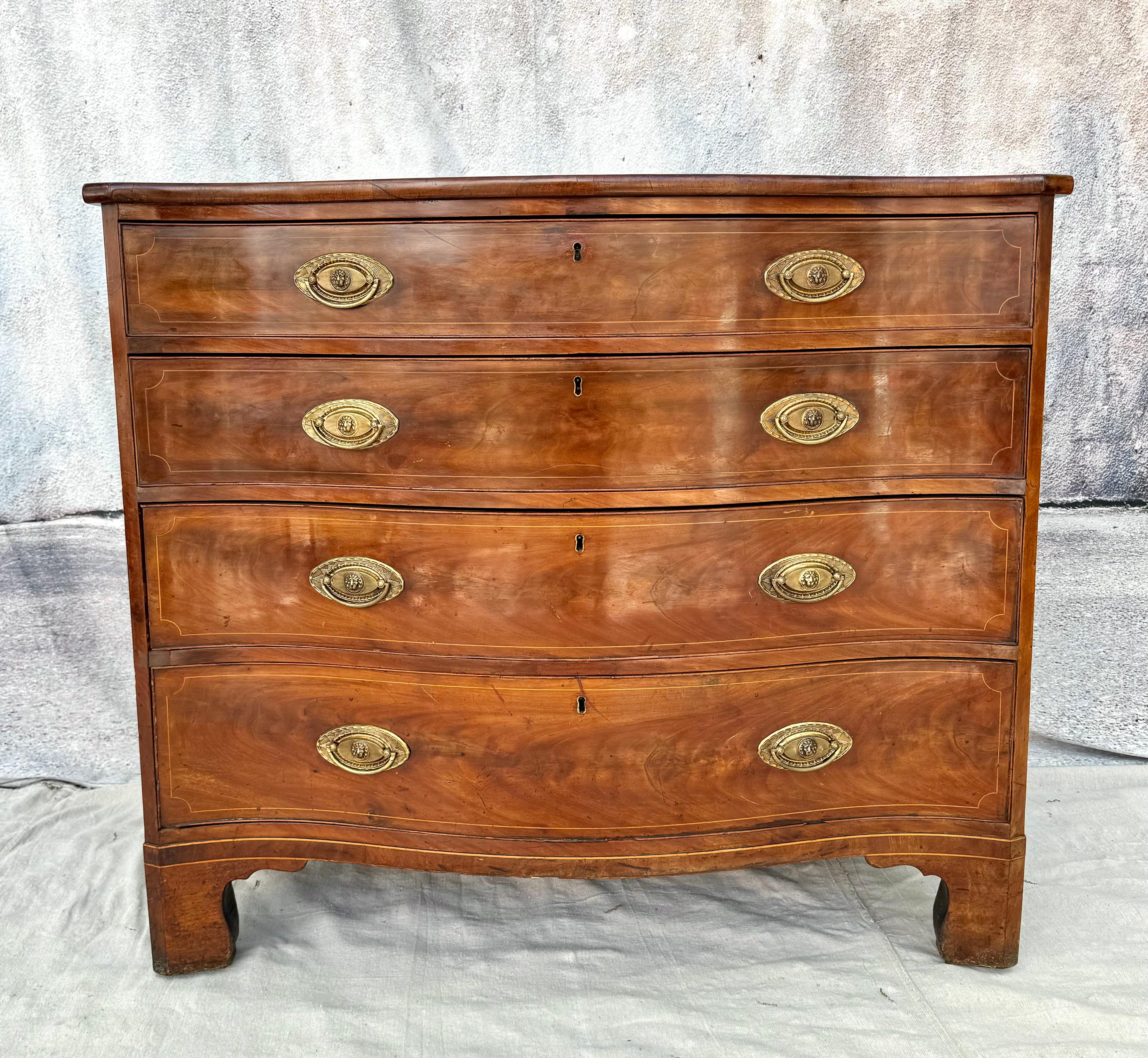 English George III Period Mahogany Chest of Drawers  For Sale