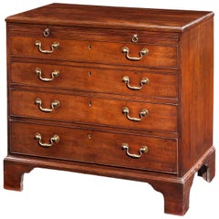 George III Period Mahogany Chest of Drawers with Dressing Slide