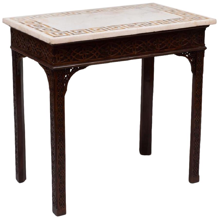 Table console d'époque George III en acajou Fratéwork avec plateau en marbre