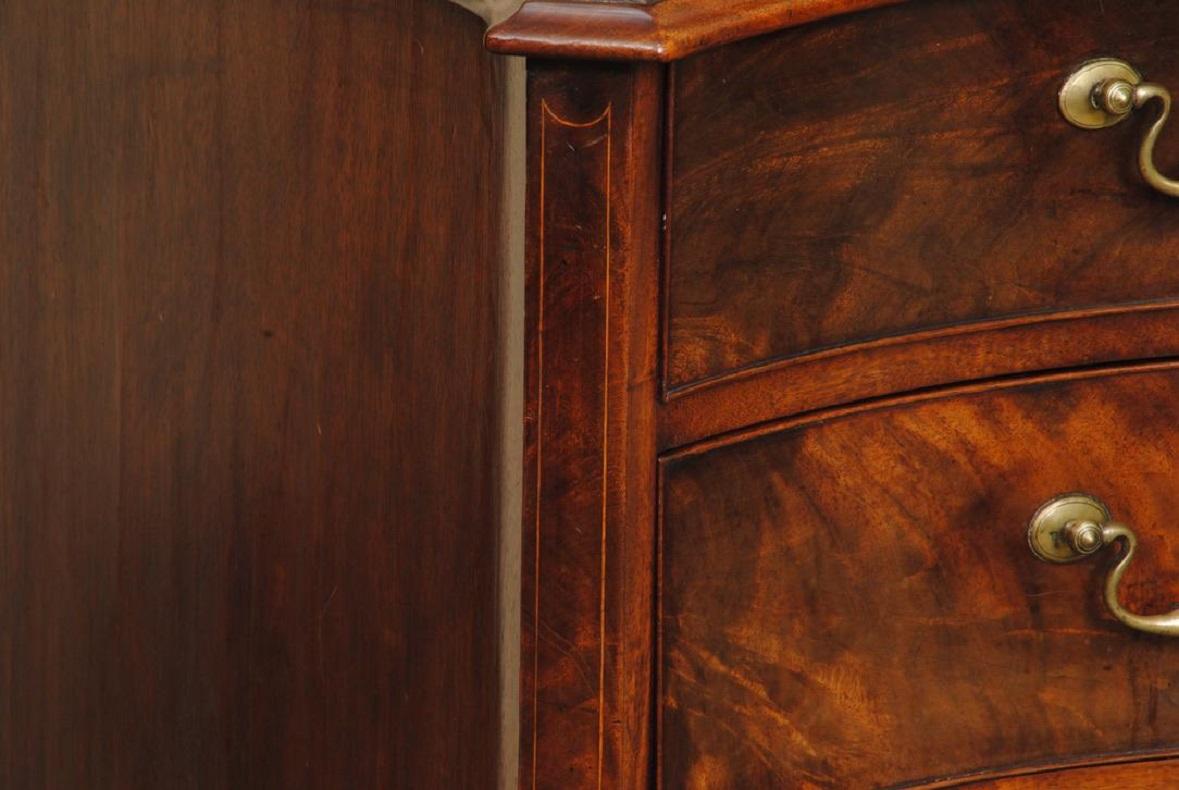 Inlay George III Period Mahogany Serpentine Chest of Drawers