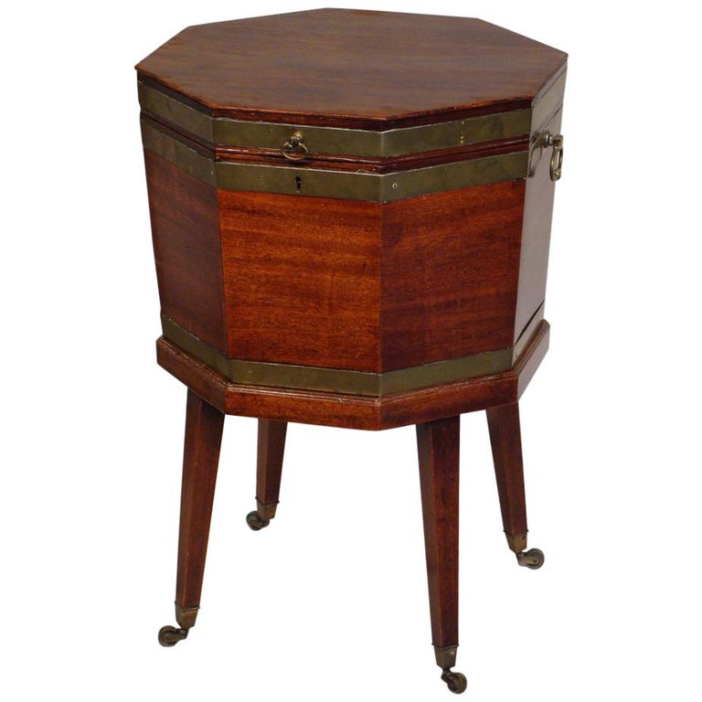 III Period Mahogany Wine Cooler For Sale at 1stdibs