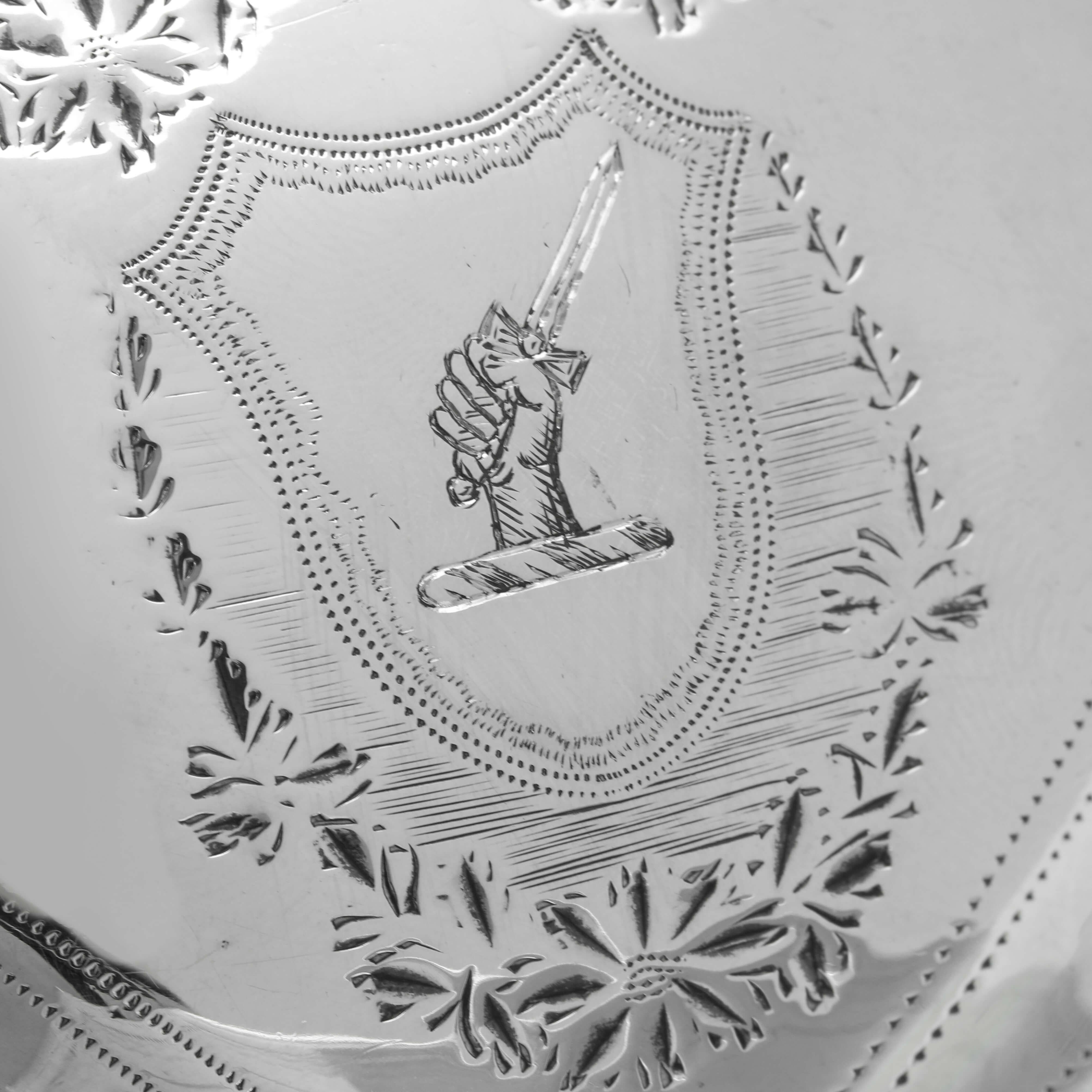 Anglais Panier à sucre en argent sterling de conception néoclassique de la période George III, Londres, 1795 en vente