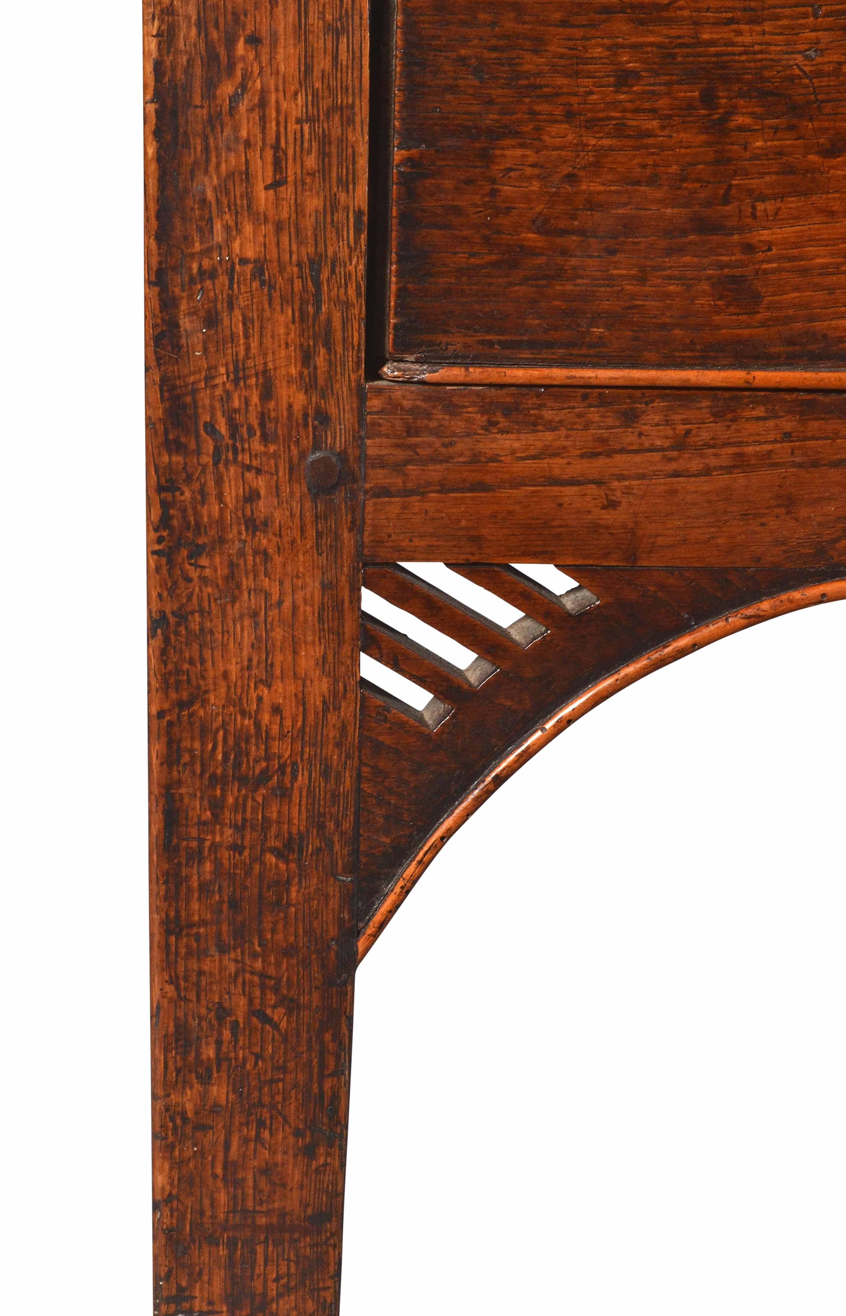 Inglese Cassettone e scaffale in Oak di epoca Giorgio III in vendita