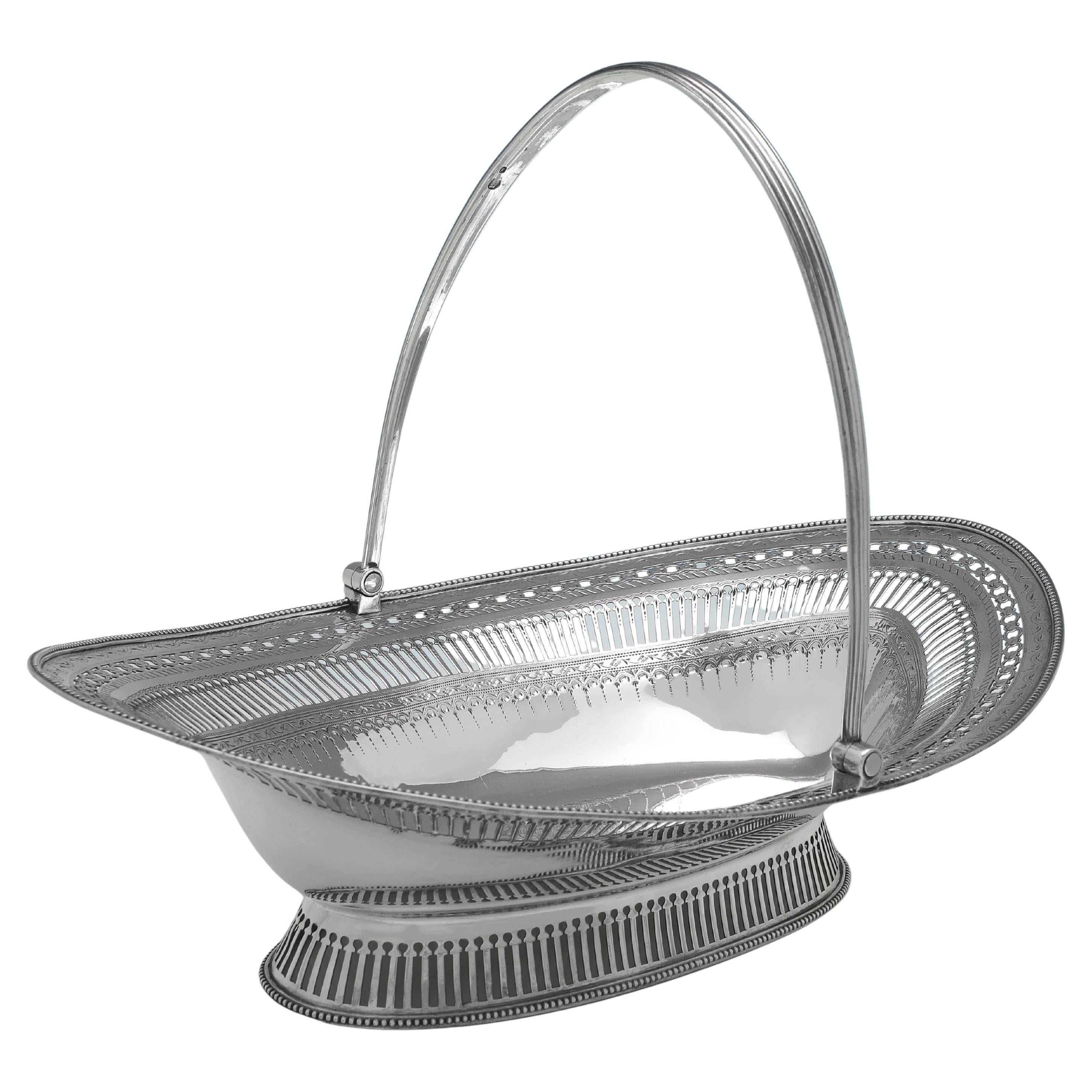 Cesta de plata de ley de la época de Jorge III fabricada por Robert Hennell en 1788