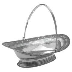 Cesta de plata de ley de la época de Jorge III fabricada por Robert Hennell en 1788