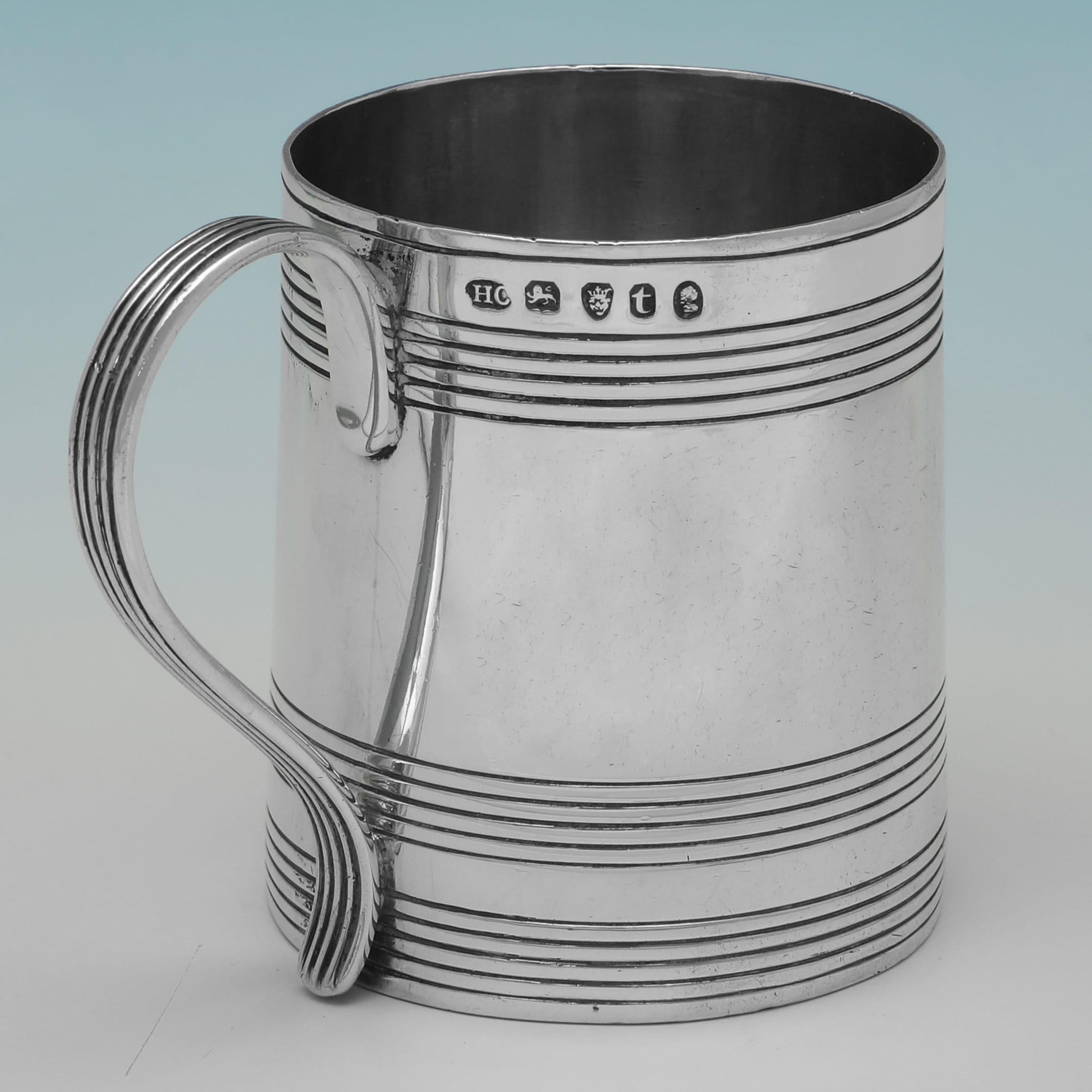 Taza de bautizo de plata de ley de la época de Jorge III hecha por Henry Chawner en 1794 Inglés en venta