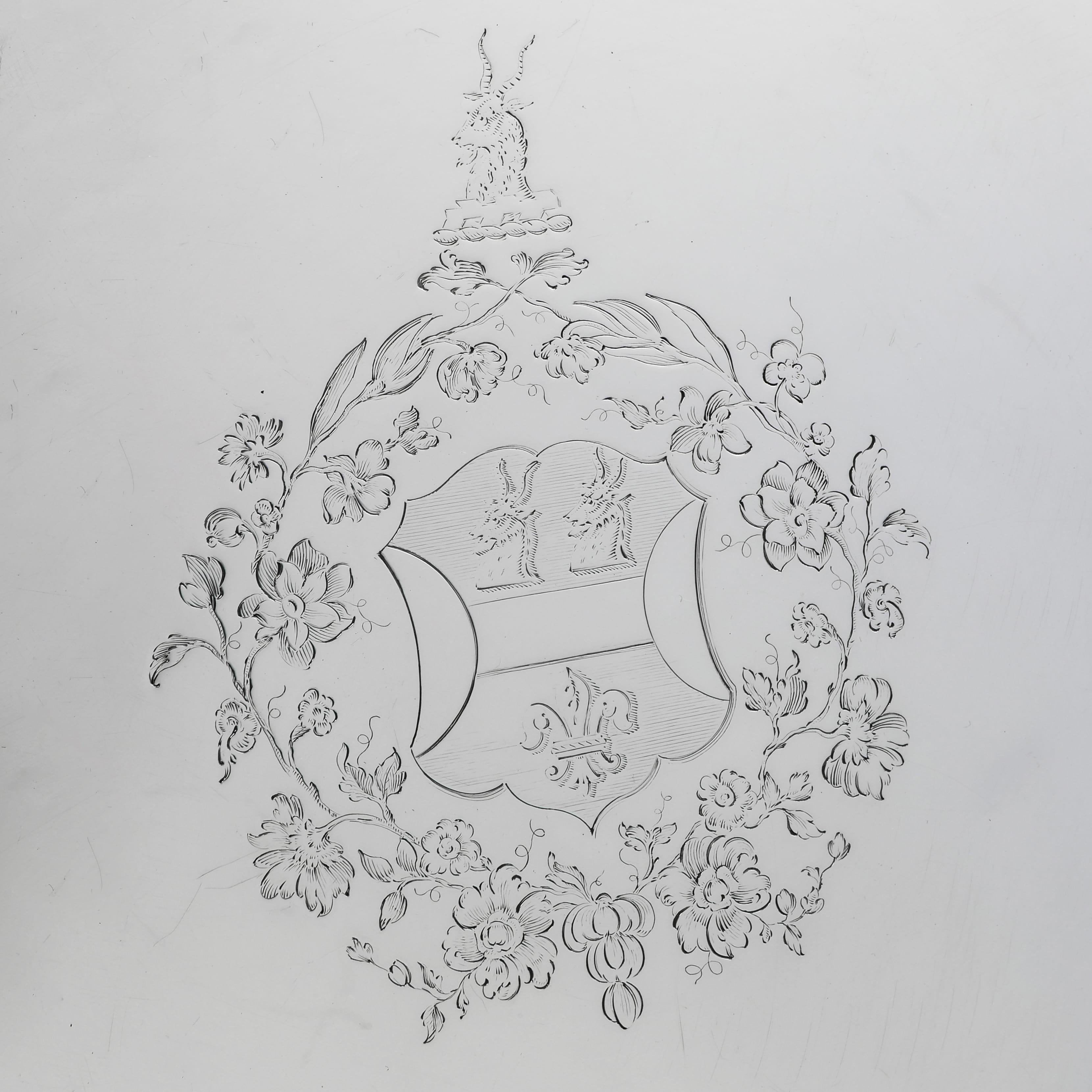 Plateau en argent sterling de la période George III par Ebeneezer Coker Londres 1771 Bon état - En vente à London, London