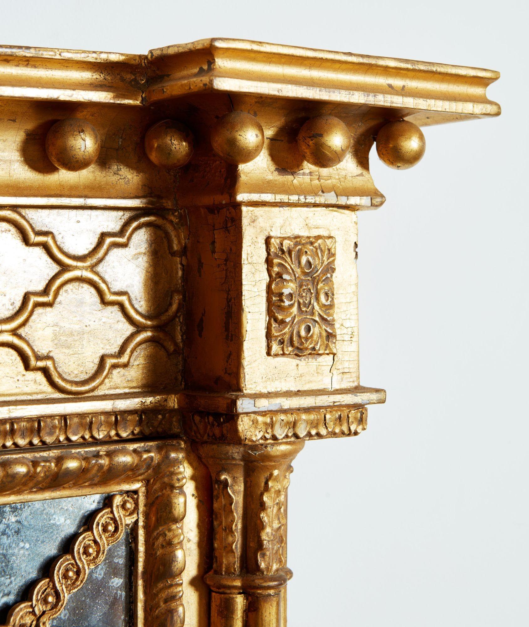George III Pier Mirror with Border Glass In Good Condition For Sale In Greenwich, CT