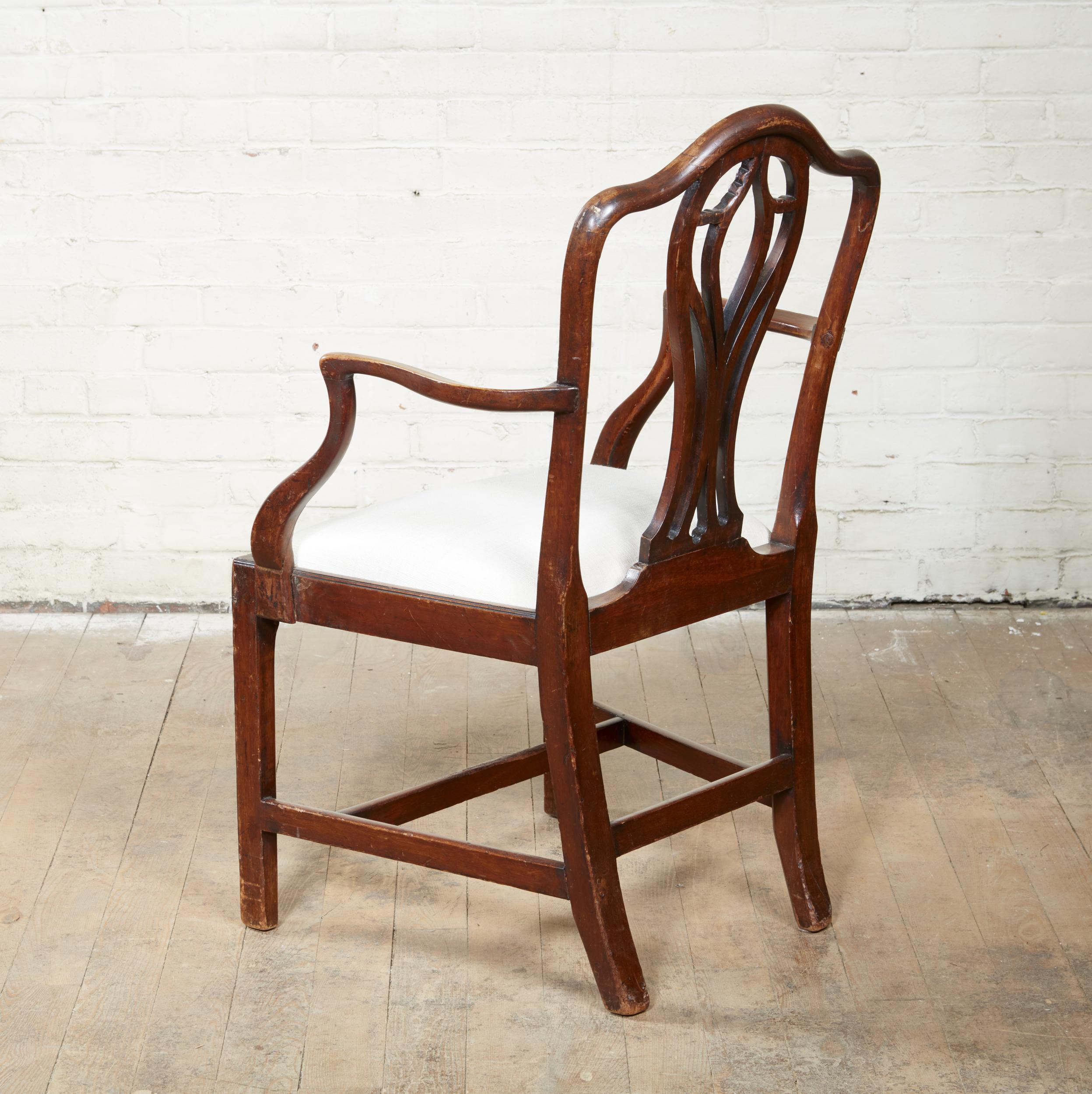 George III Provincial Mahogany Armchair In Fair Condition For Sale In Greenwich, CT