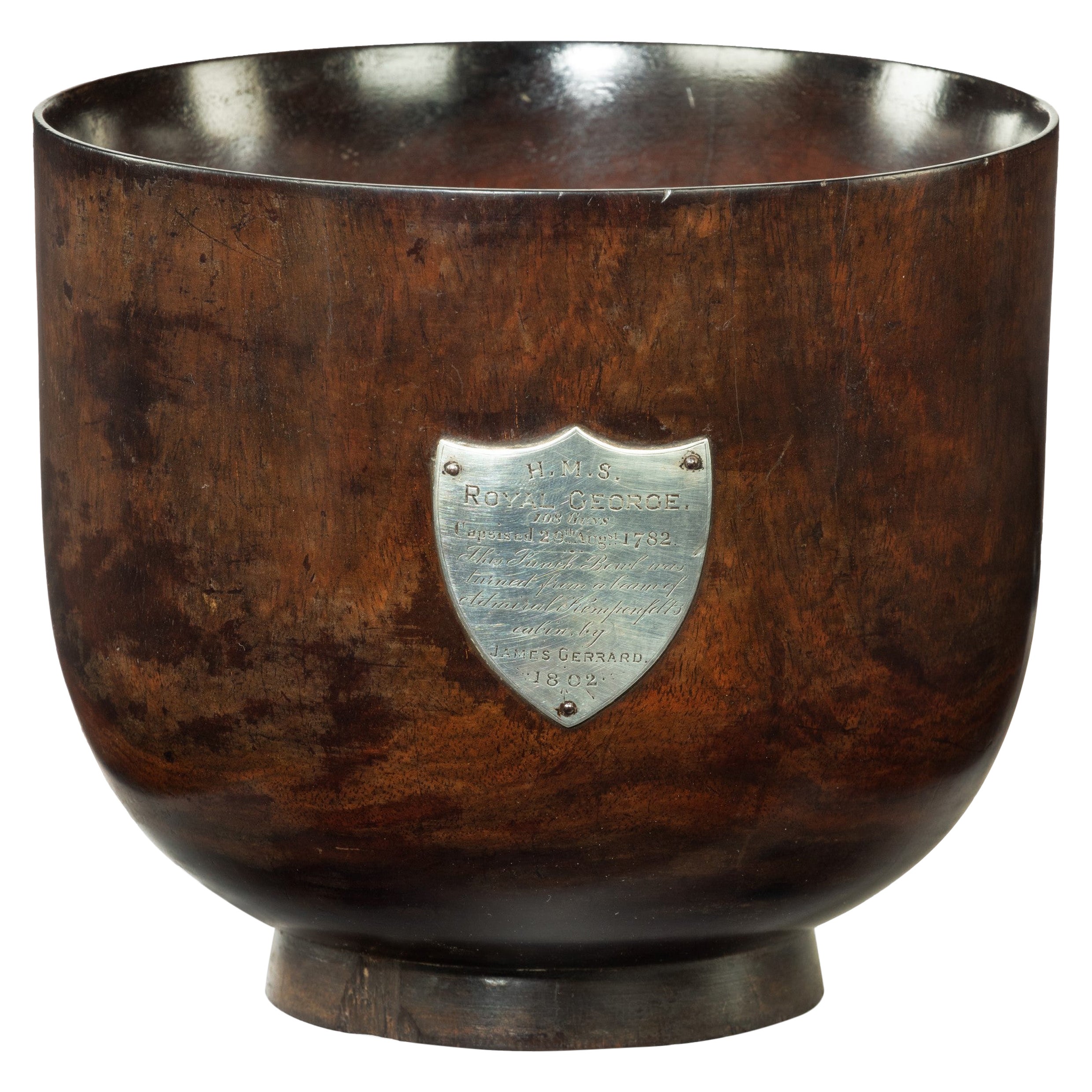 Punch Bowl di Giorgio III in Oak della H. M. S. Royal George, 1802 in vendita