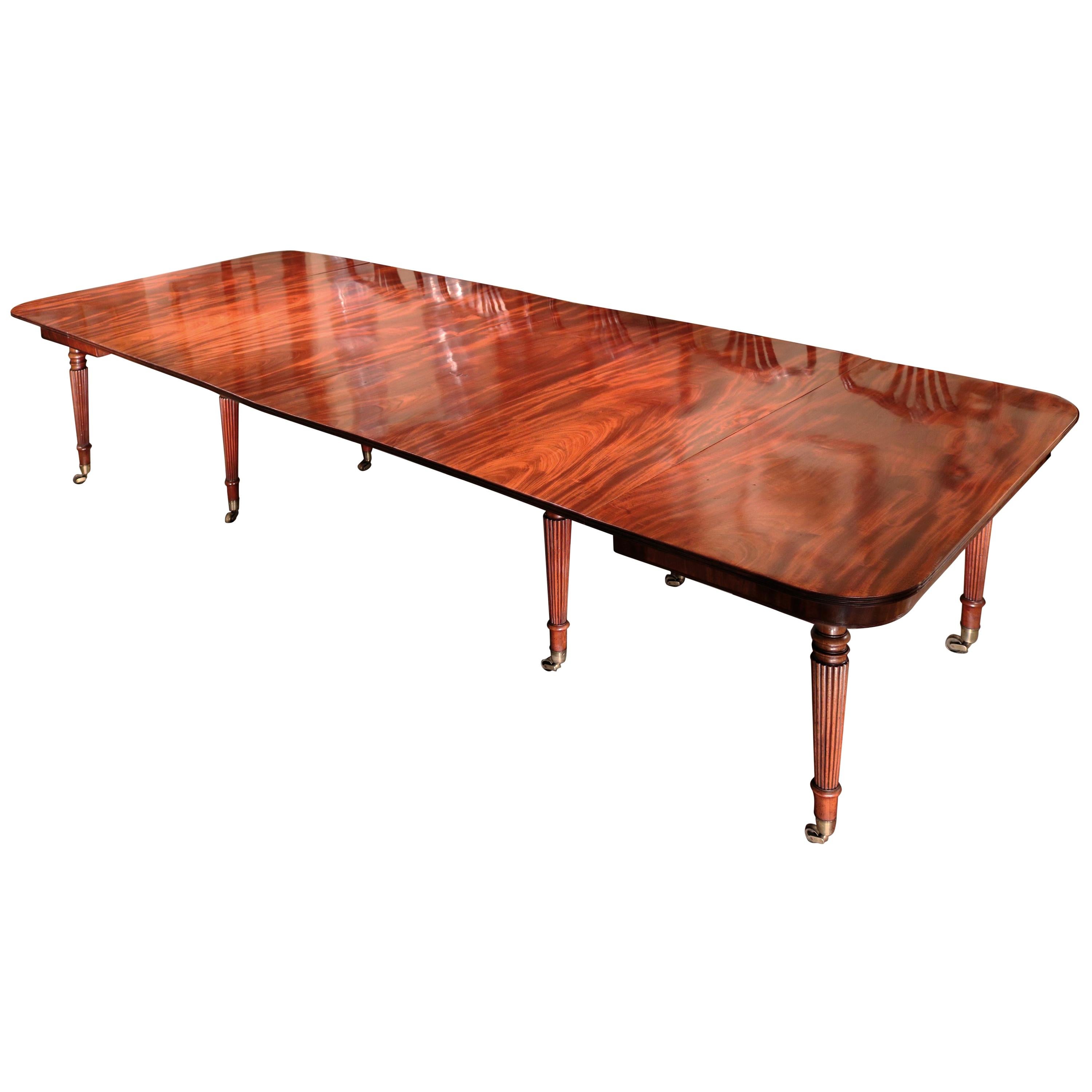 George III Regency Gillows Mahogany Extending Dining Table