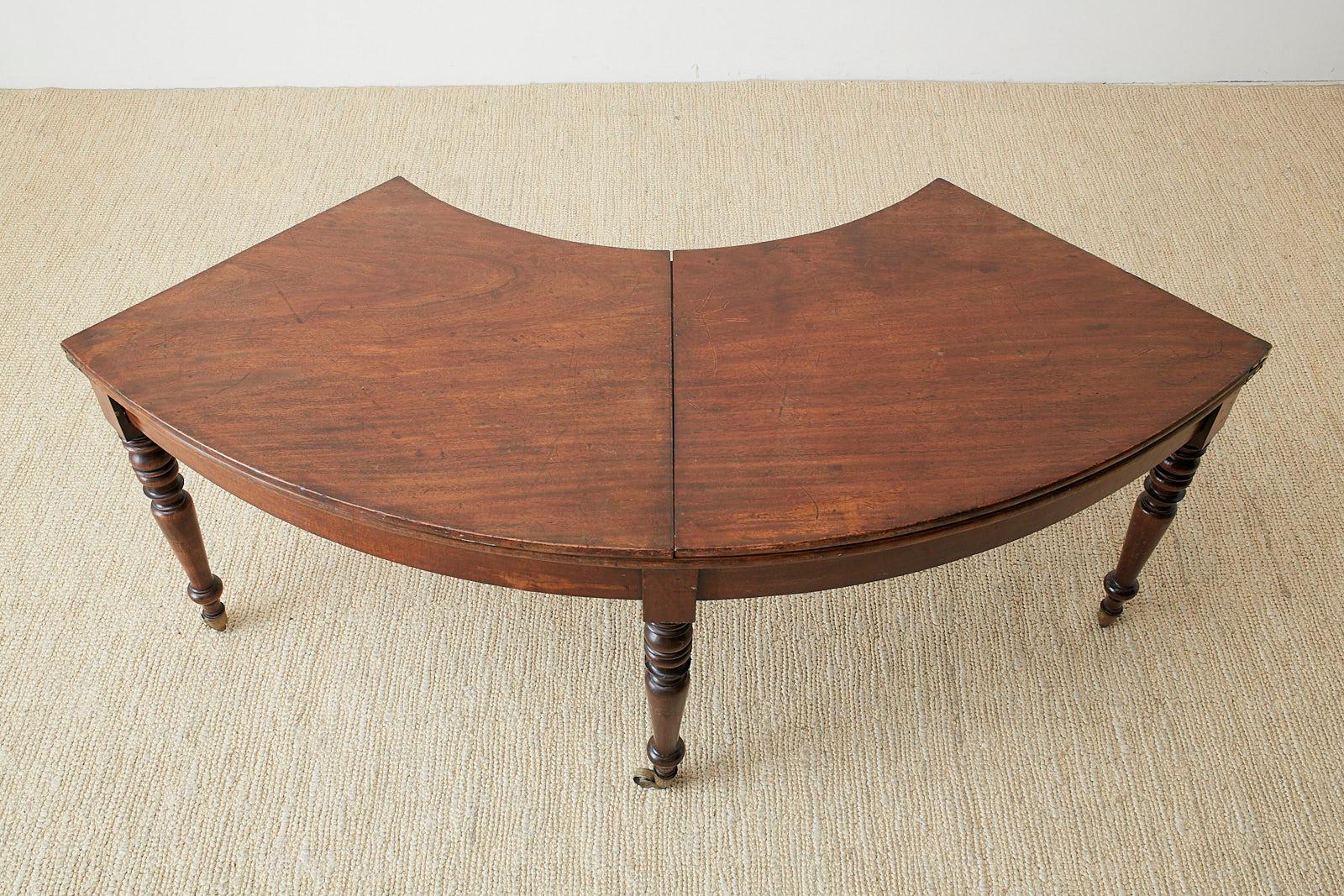Hand-Crafted George III Regency Mahogany Hunt Drop Leaf Serving Table