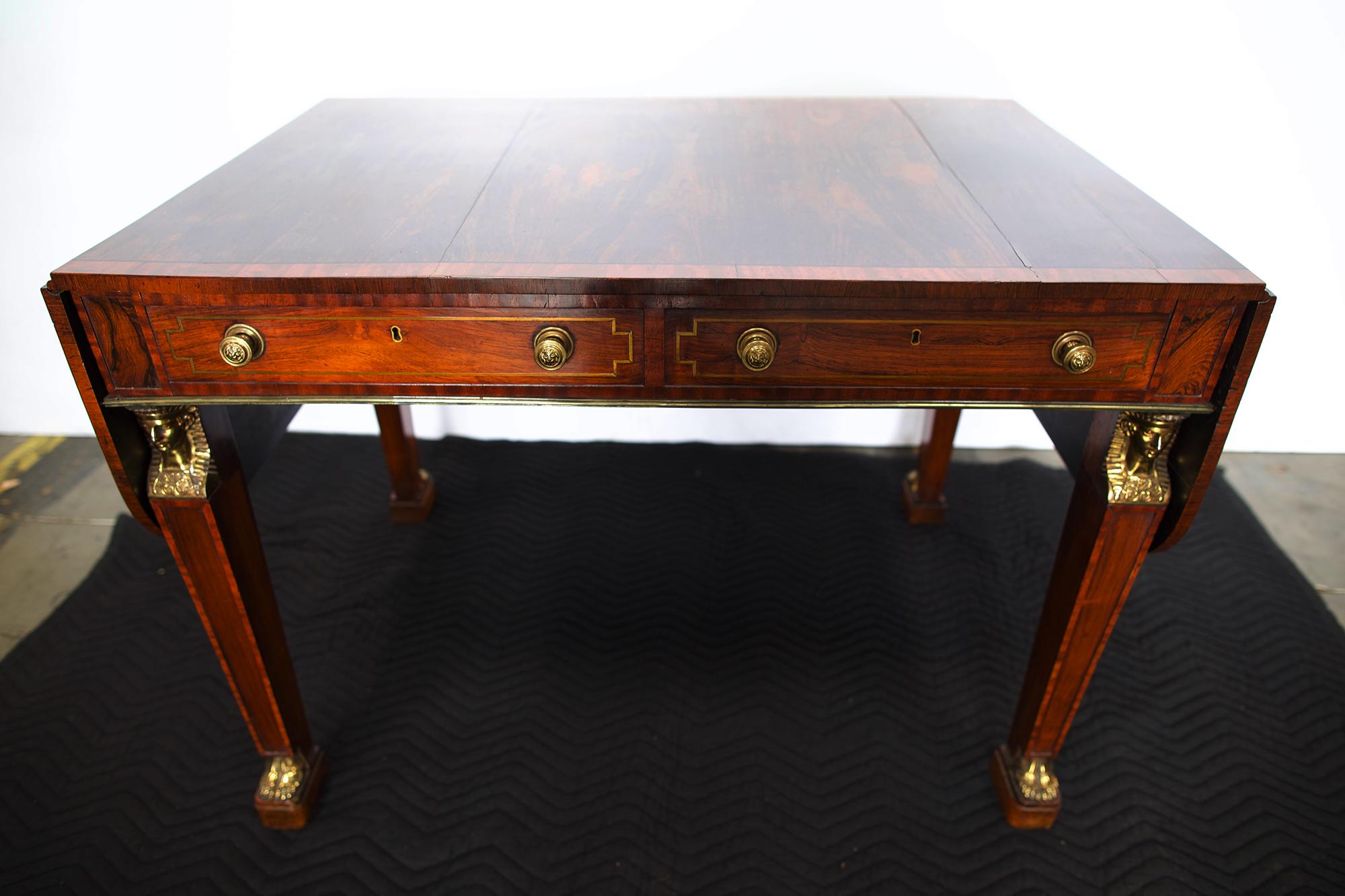 GEORGE VIII REGENCY Side Table In Good Condition For Sale In Hawthorne, CA