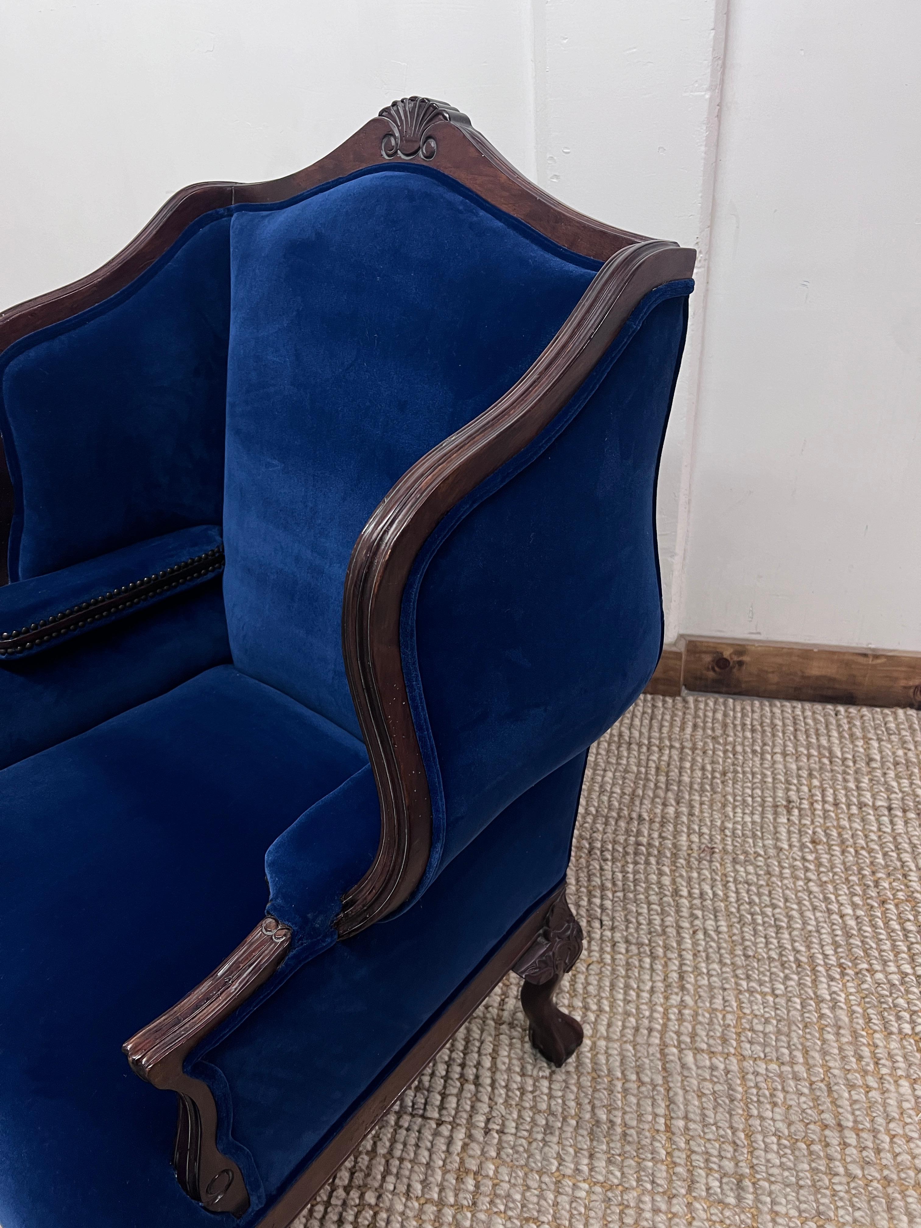 20th Century French Baroque or Regence Style Wingback in Blue Mohair with Bronze Details For Sale