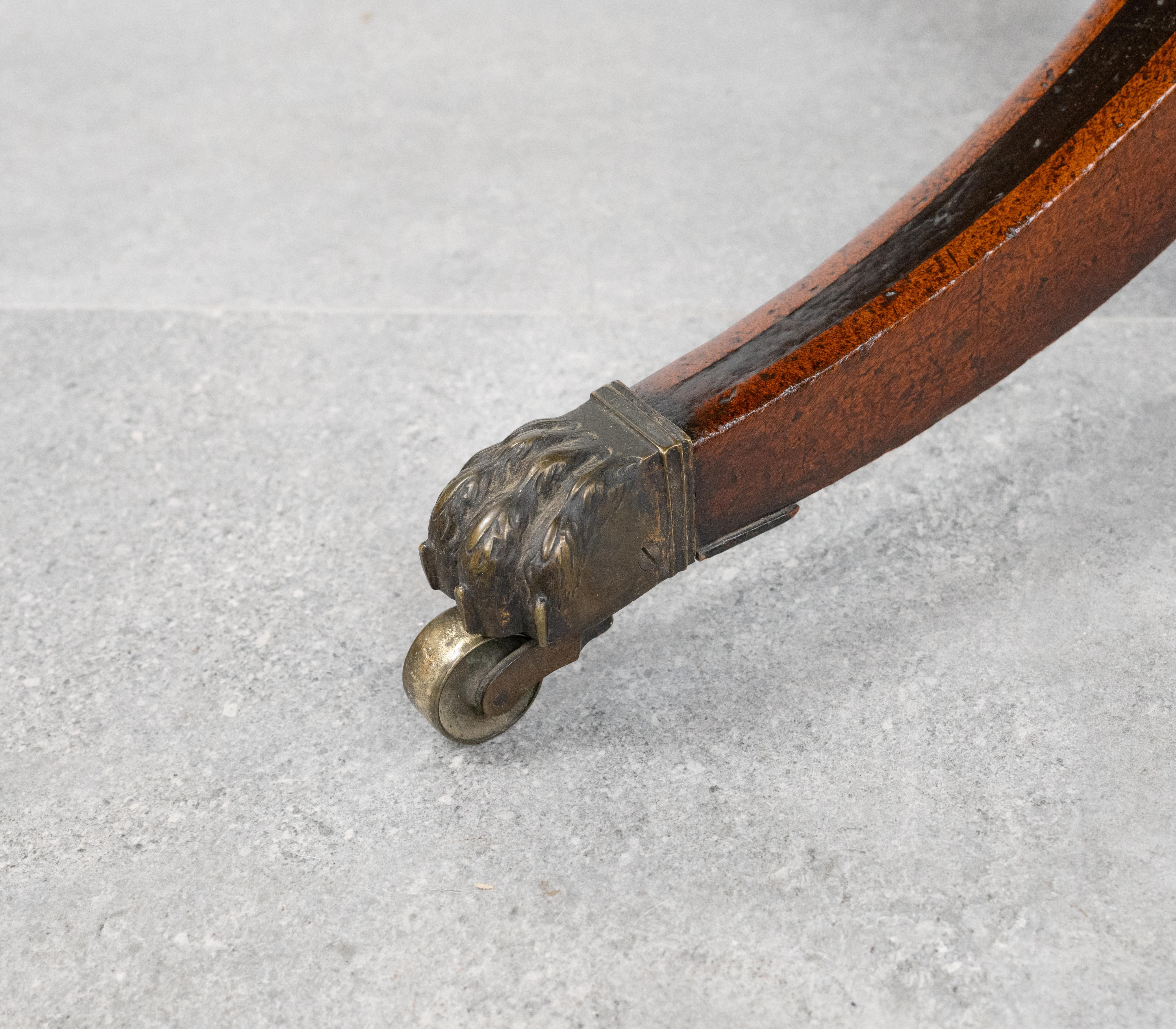 George III Revolving Table Drum in Mahogany Attributed to Gillows, English 1790 For Sale 10