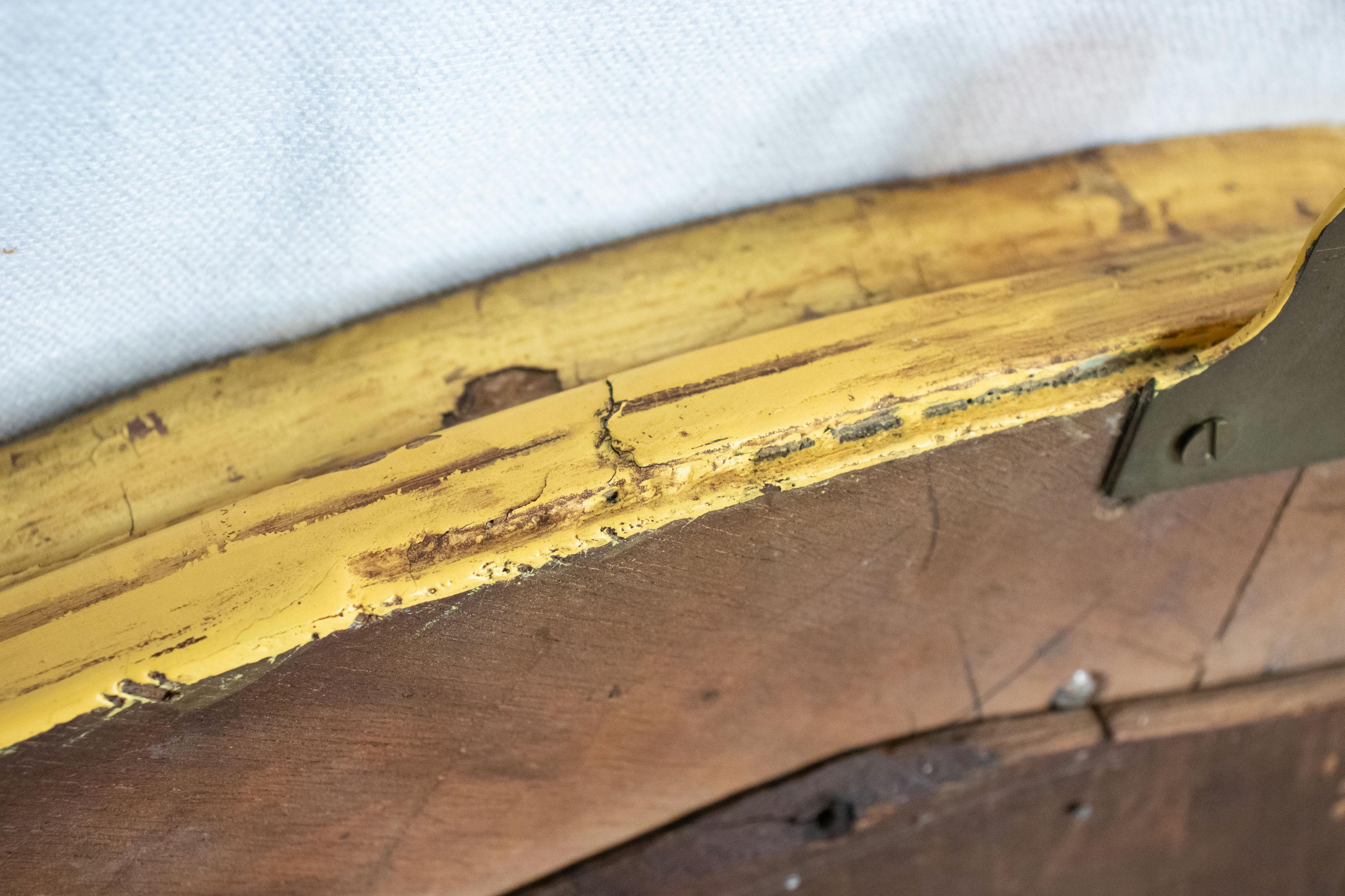 Specchio da camino rotondo in legno dorato di Giorgio III in vendita 1