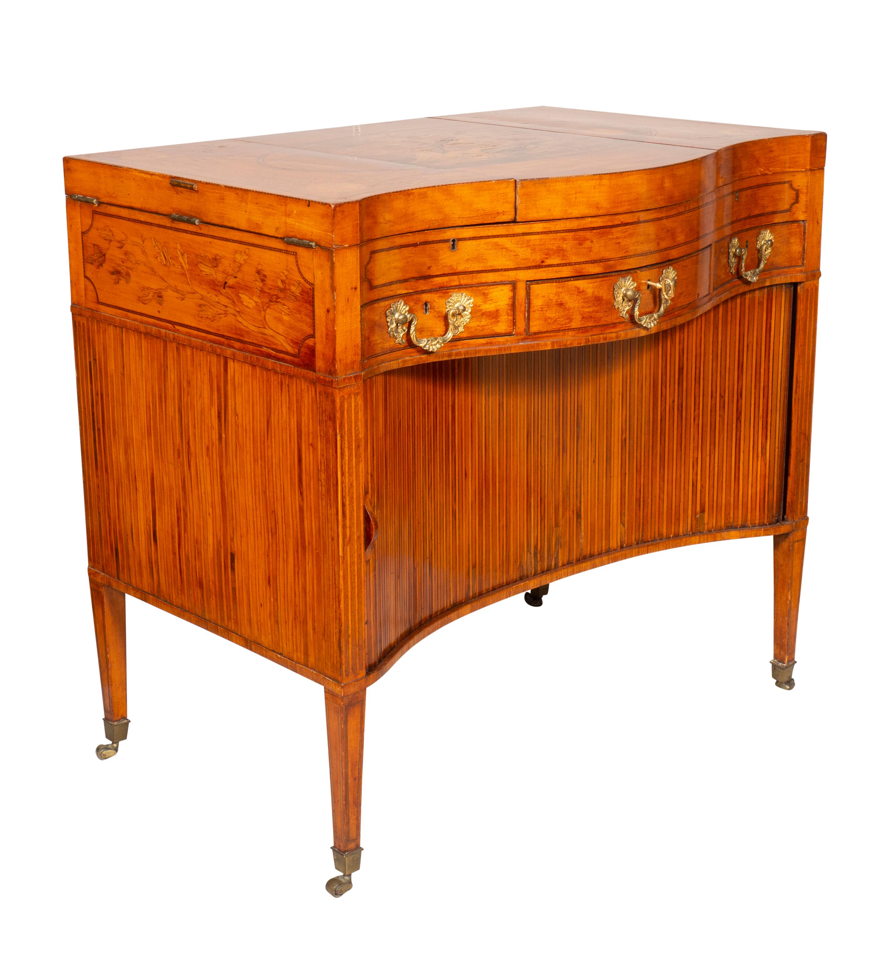 Harlekin-Schreibtisch aus Satinholz und Intarsien von George III im Angebot 4