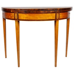 Demilune-Spieltisch aus Seidenholz im George-III-Stil