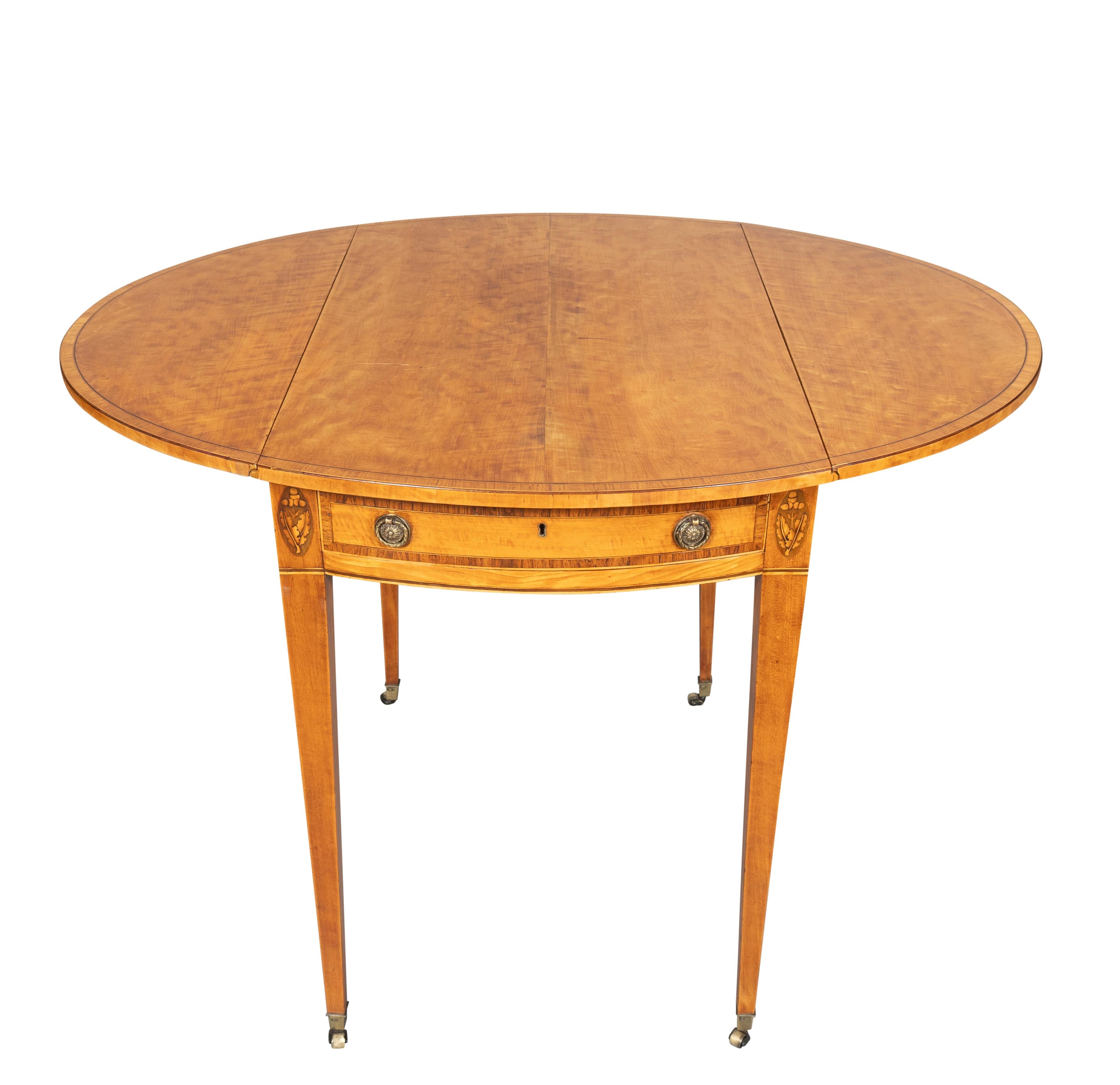 Pembroke-Tisch aus Satinholz George III (George III.) im Angebot