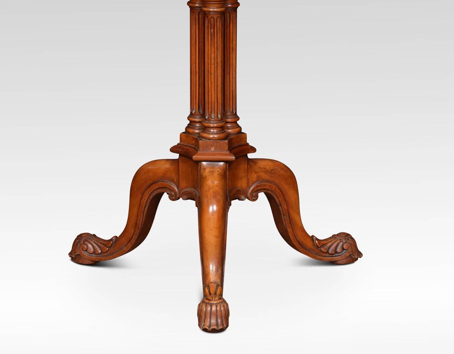 Britannique George III Table tripode en bois de satin en vente