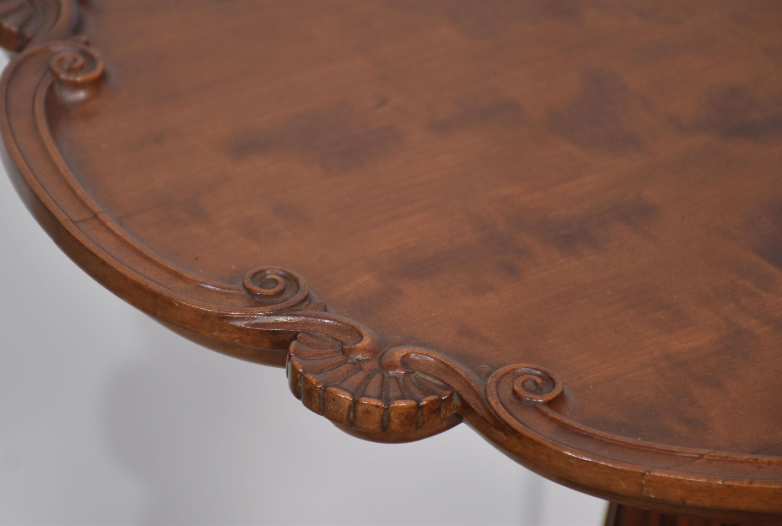George III satinwood tripod table For Sale 2