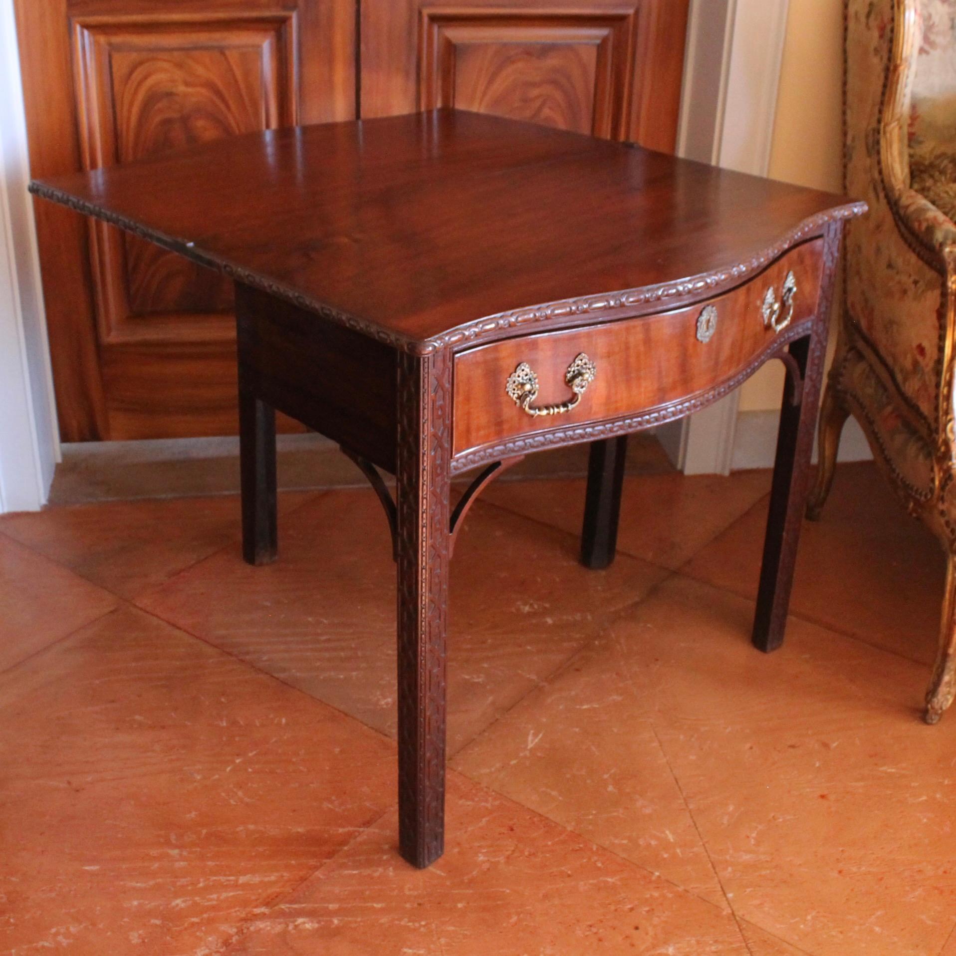 George III Serpentine Front Table With Chinese Chippendale Fret Legs, 18th c. For Sale 2